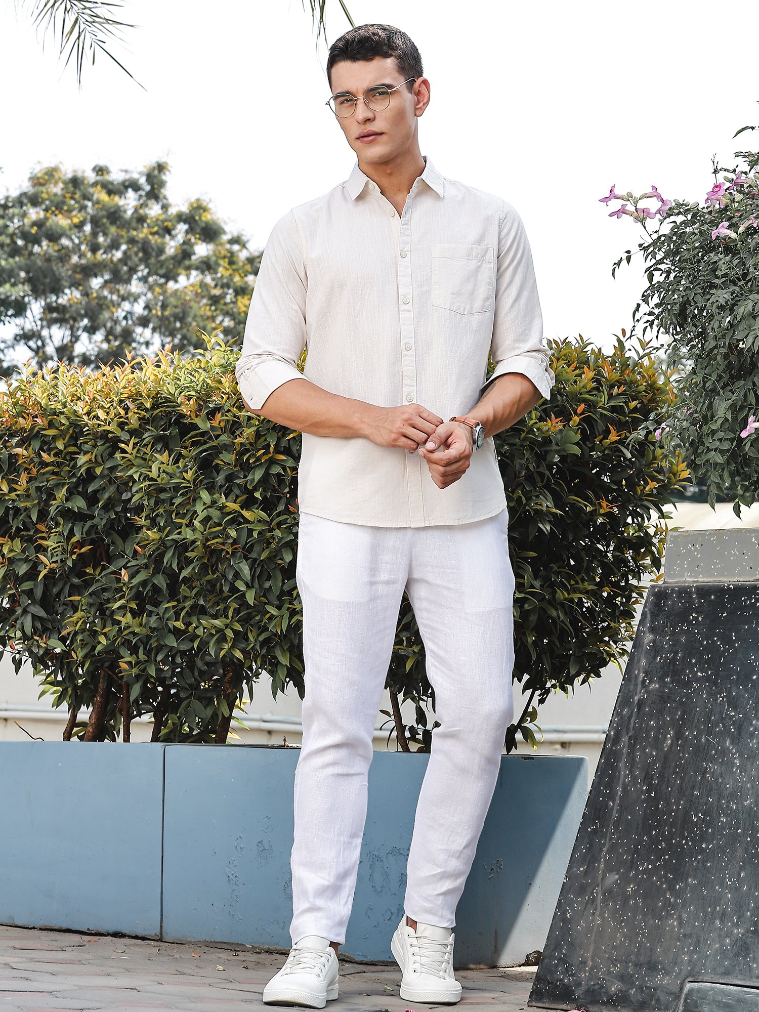 Thomas Scott Men Cream Slim Fit Long Sleeves Spread Collar Linen Casual Shirt