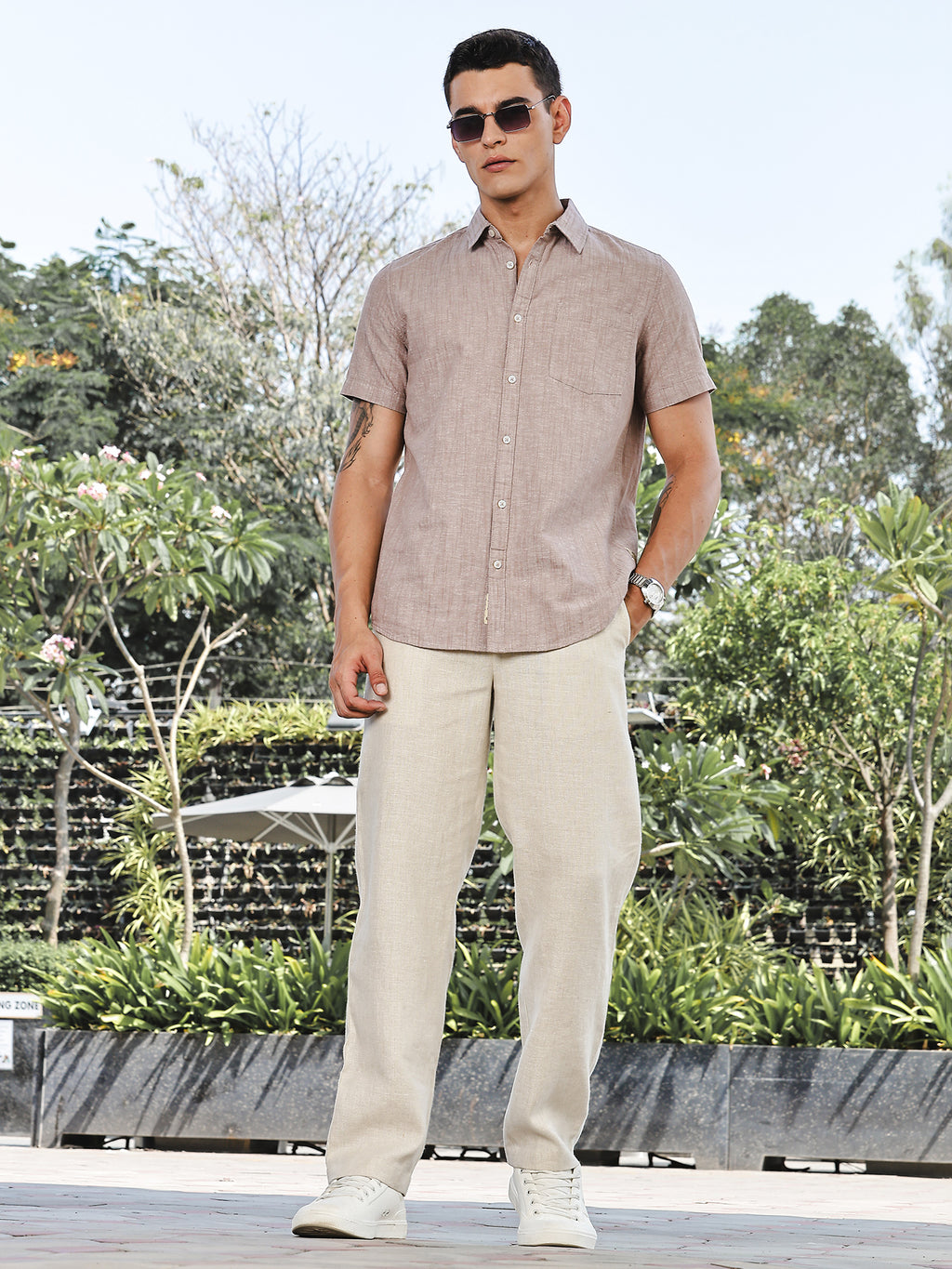 Thomas Scott Men Brown Slim Fit Short Sleeves Spread Collar Linen Casual Shirt