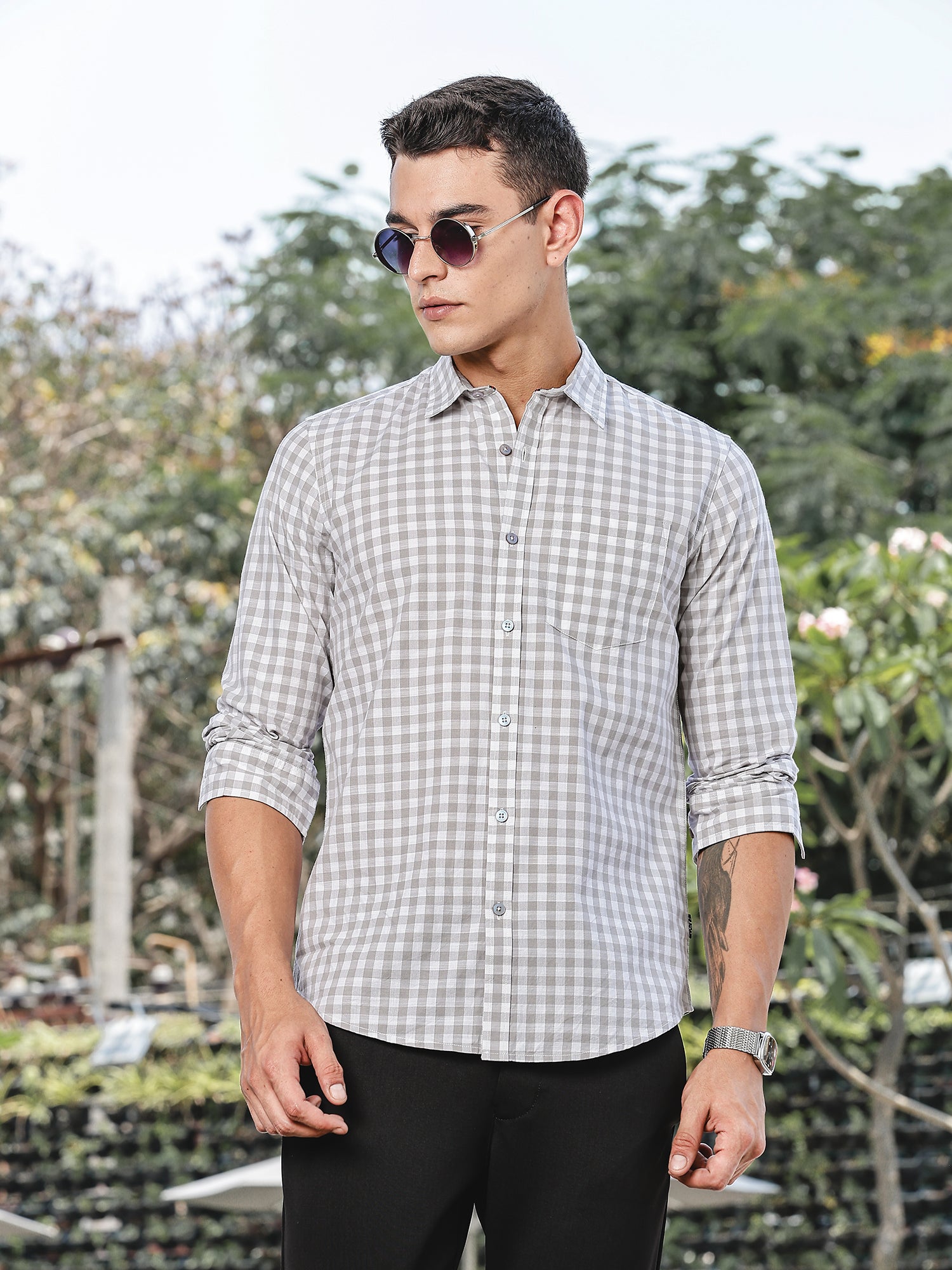 Thomas Scott Men Grey Slim Fit Long Sleeve Gingham Checks Cotton Casual Shirt