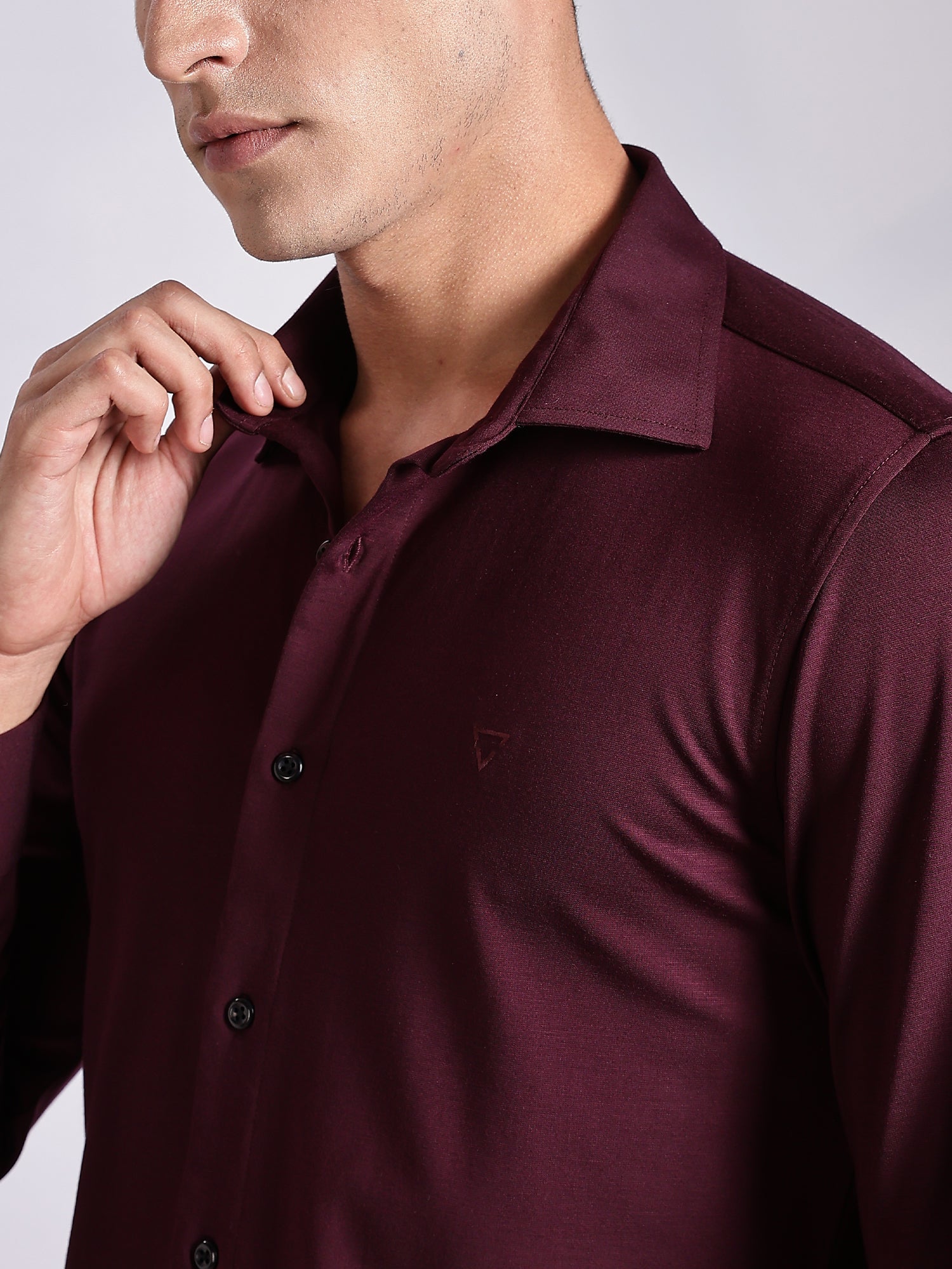 Thomas Scott Men Wine Slim Fit Long Sleeve Solid Knitted Casual Shirt