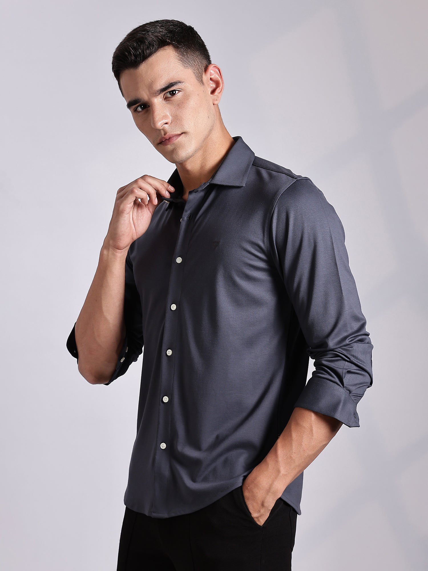 Thomas Scott Men Grey Slim Fit Long Sleeve Solid Knitted Casual Shirt
