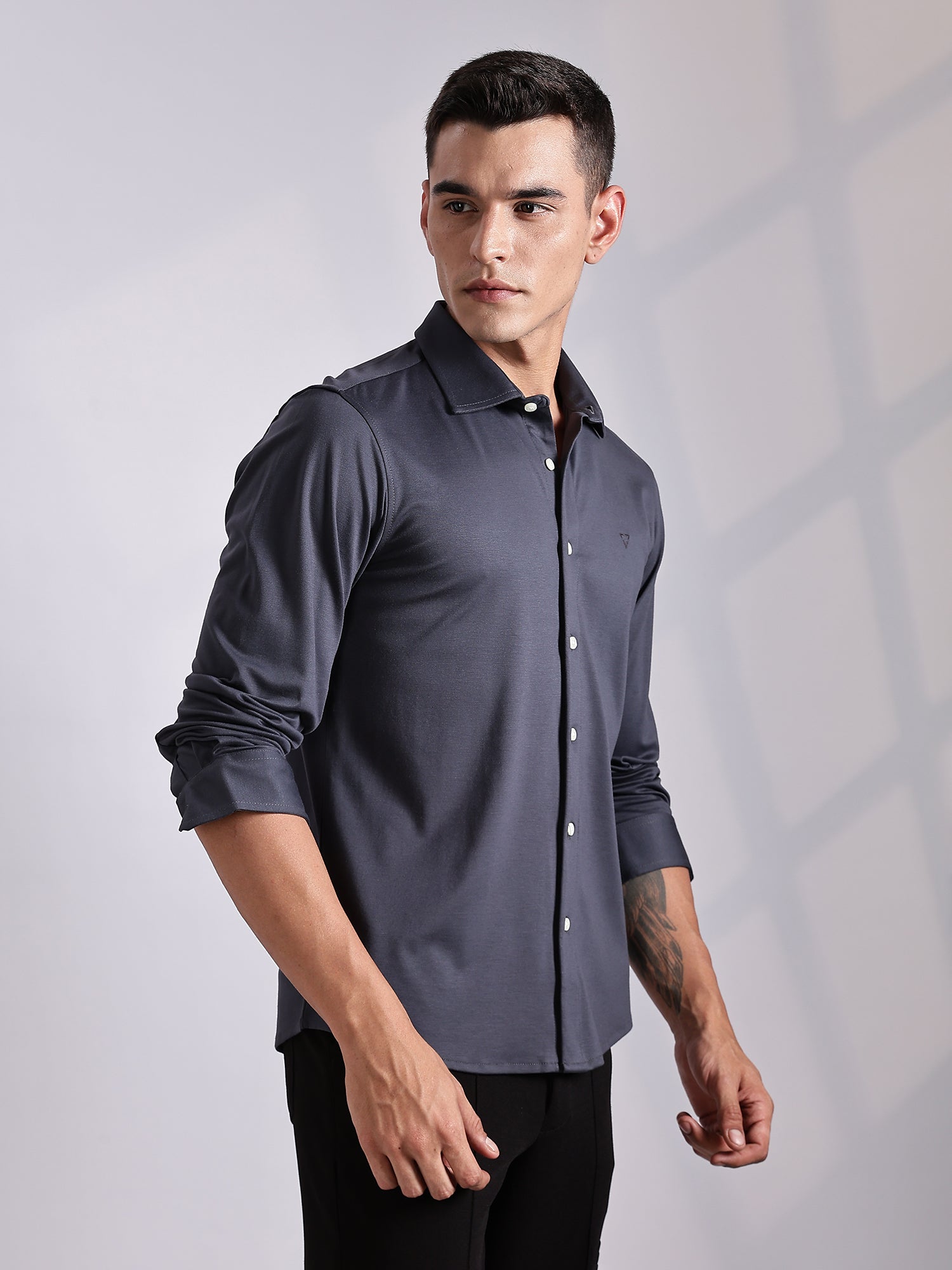 Thomas Scott Men Grey Slim Fit Long Sleeve Solid Knitted Casual Shirt