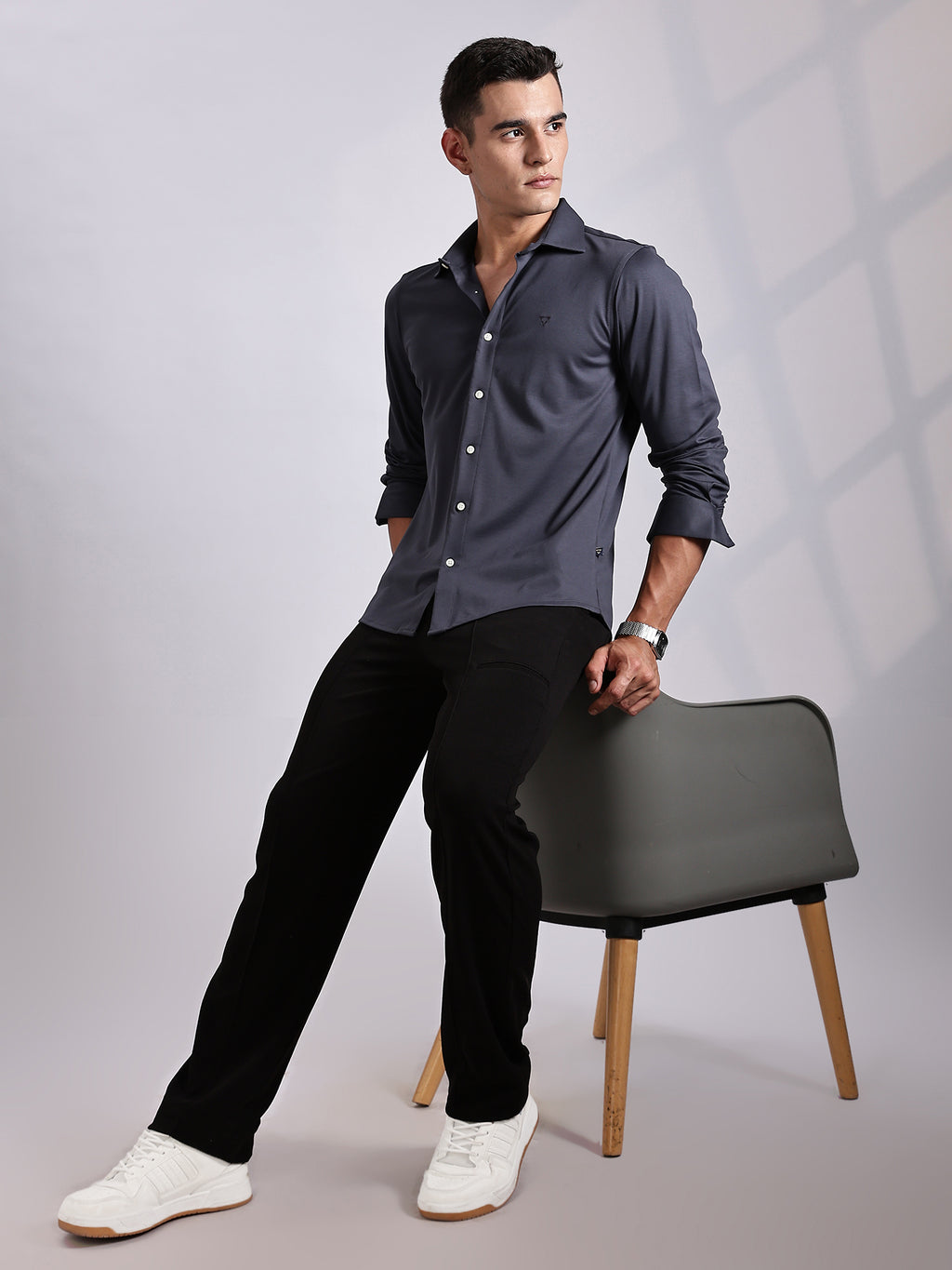 Thomas Scott Men Grey Slim Fit Long Sleeve Solid Knitted Casual Shirt