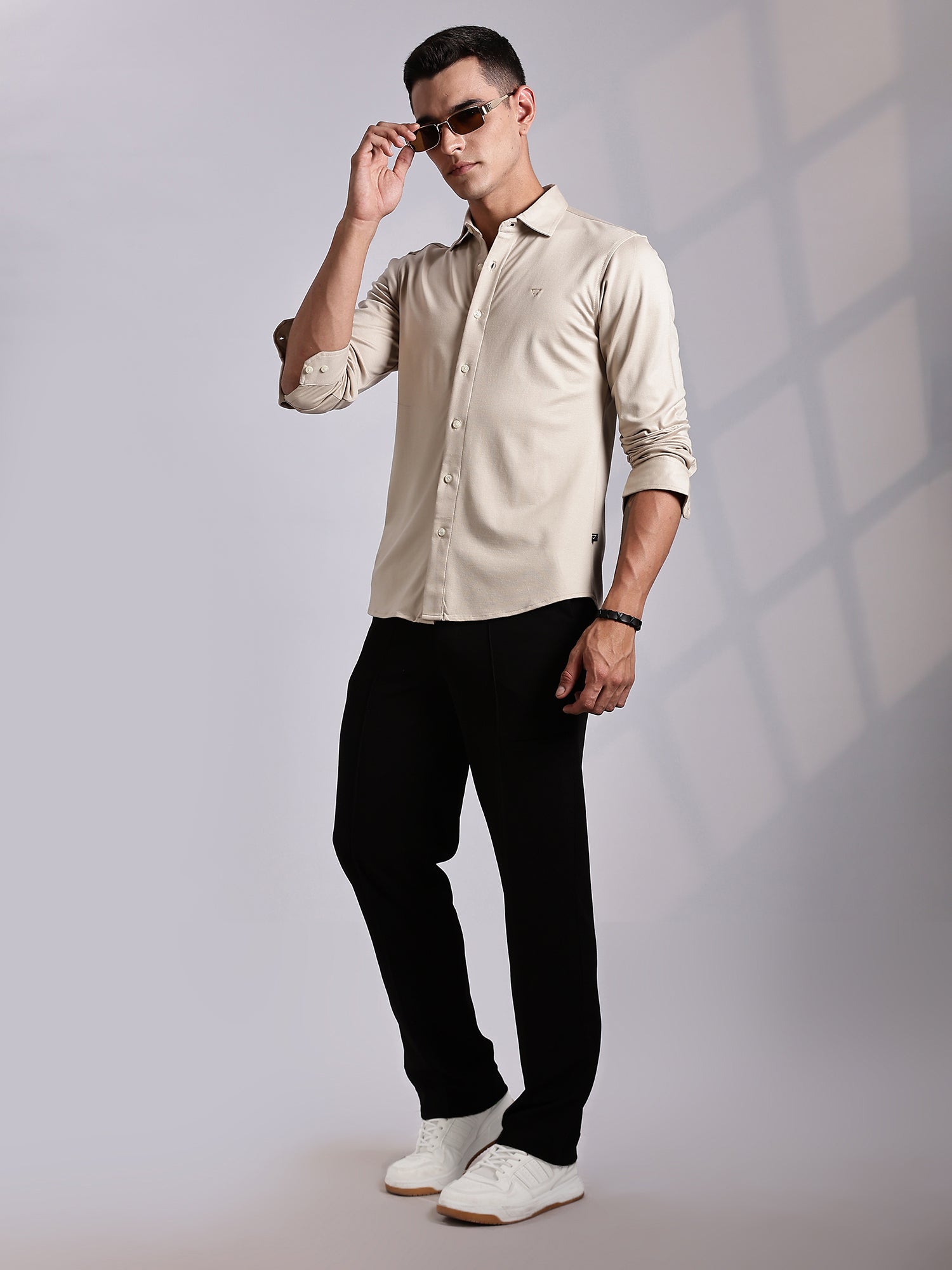 Thomas Scott Men Beige Slim Fit Long Sleeve Solid Knitted Casual Shirt