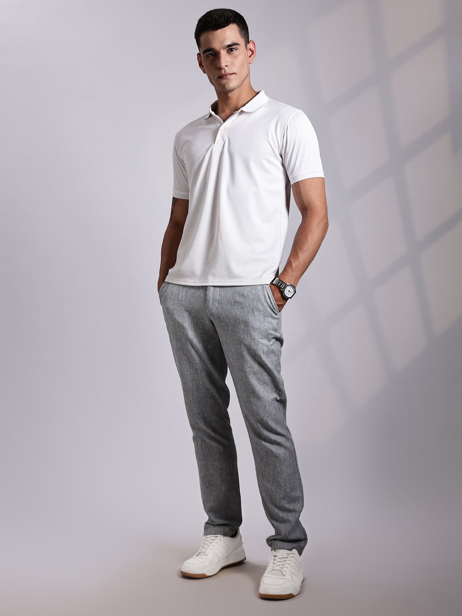 Thomas Scott Men Grey Mid-Rise Regular Fit Linen Chinos Trouser
