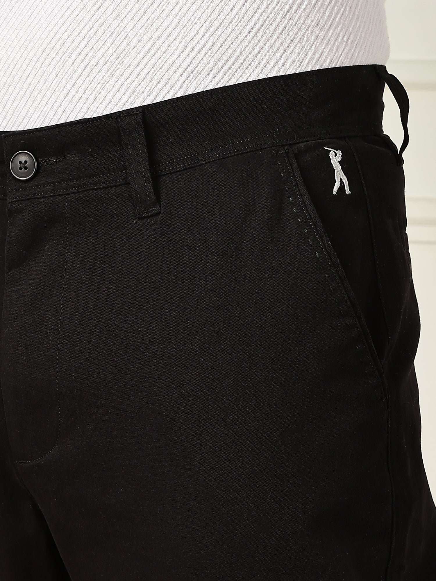 Thomas Scott Men Black Mid-Rise Straight Fit Solid Woven Chinos Trouser