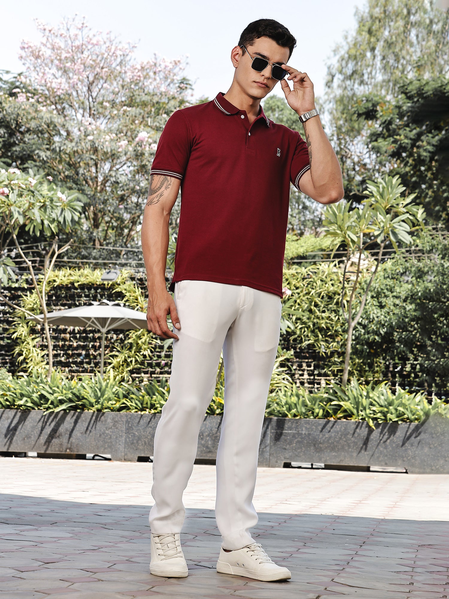 Thomas Scott Men Maroon Regular Fit Short Sleeves Solid Polo Collar Knitted Tshirt
