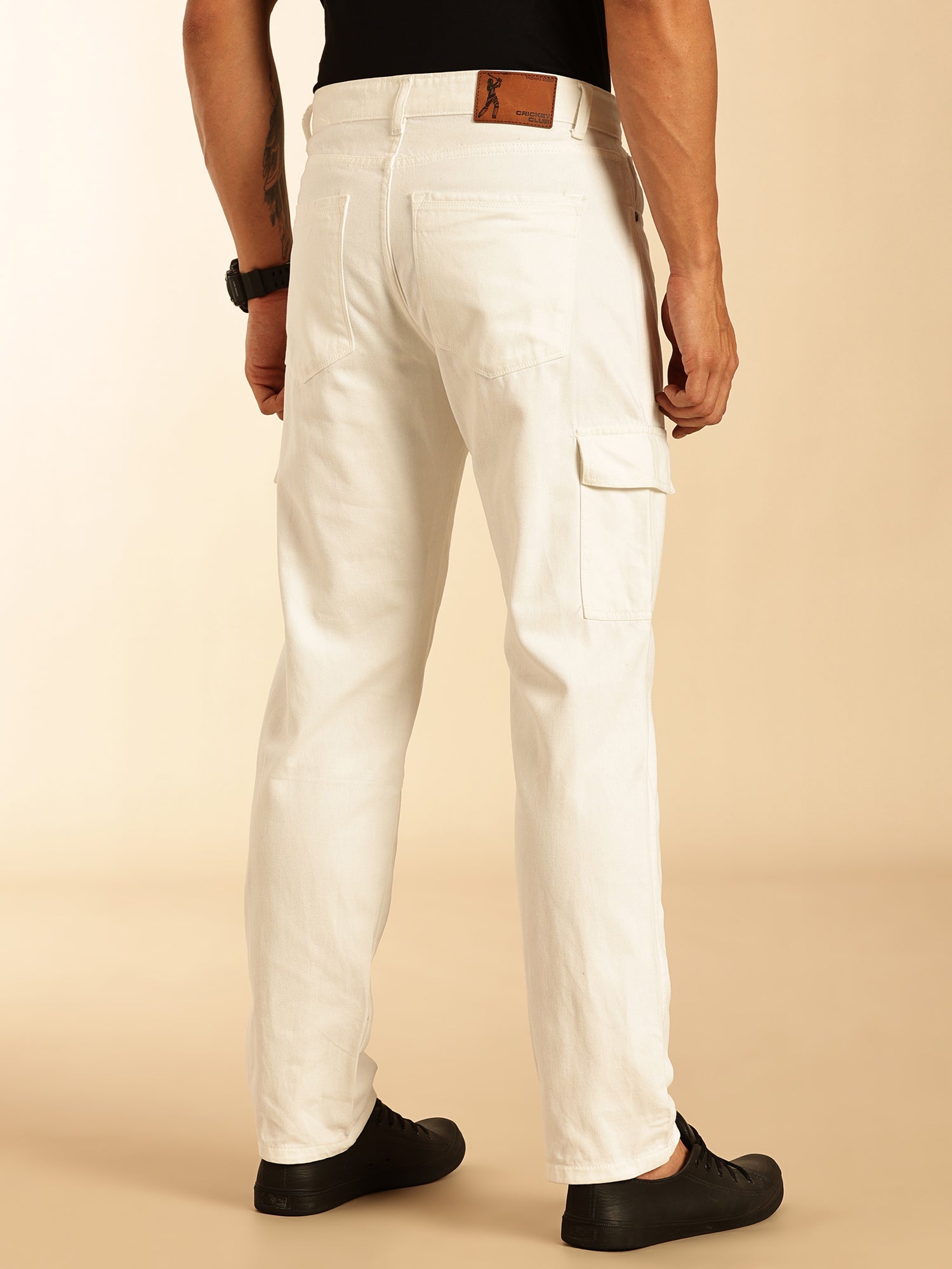 Thomas Scott Men White Loose Fit Mid-Rise Non Stretchable Cargo Jeans