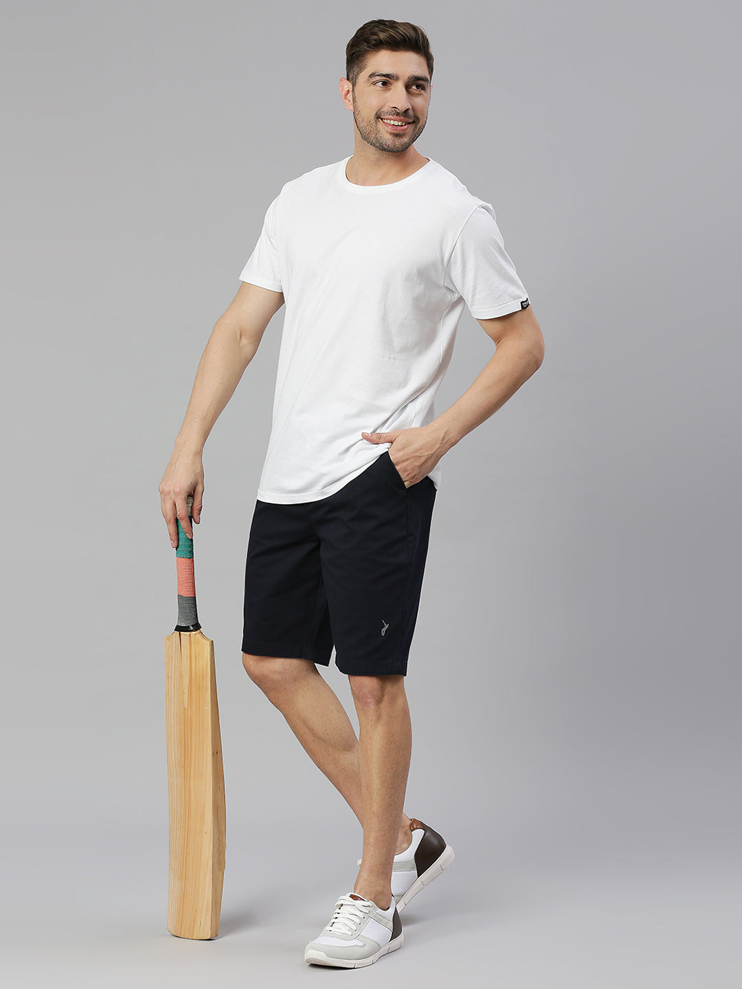 Thomas Scott Men Navy Slim Fit Mid-Rise Solid Woven Shorts
