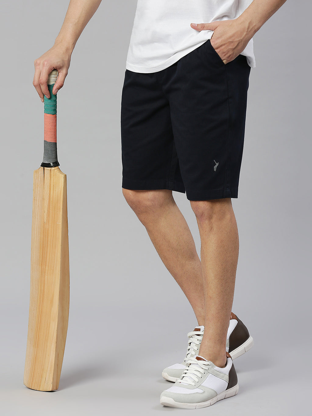 Thomas Scott Men Navy Slim Fit Mid-Rise Solid Woven Shorts