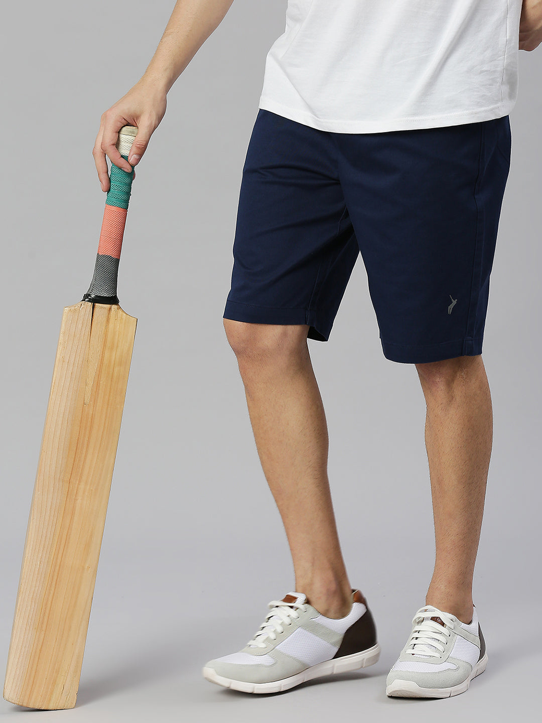 Thomas Scott Men Royal Blue Slim Fit Mid-Rise Solid Woven Shorts