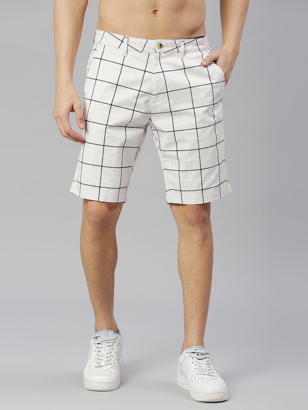 Thomas Scott Men Grey Mid-Rise Slim Fit Checkered Woven Shorts