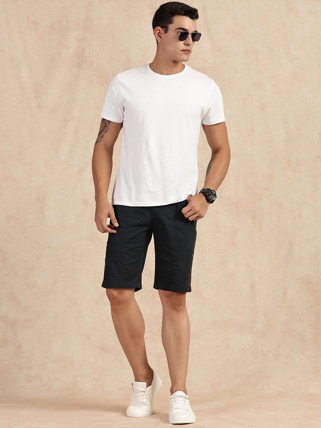 Dark Grey Regular Fit Mid Rise Pure Cotton Shorts For Men