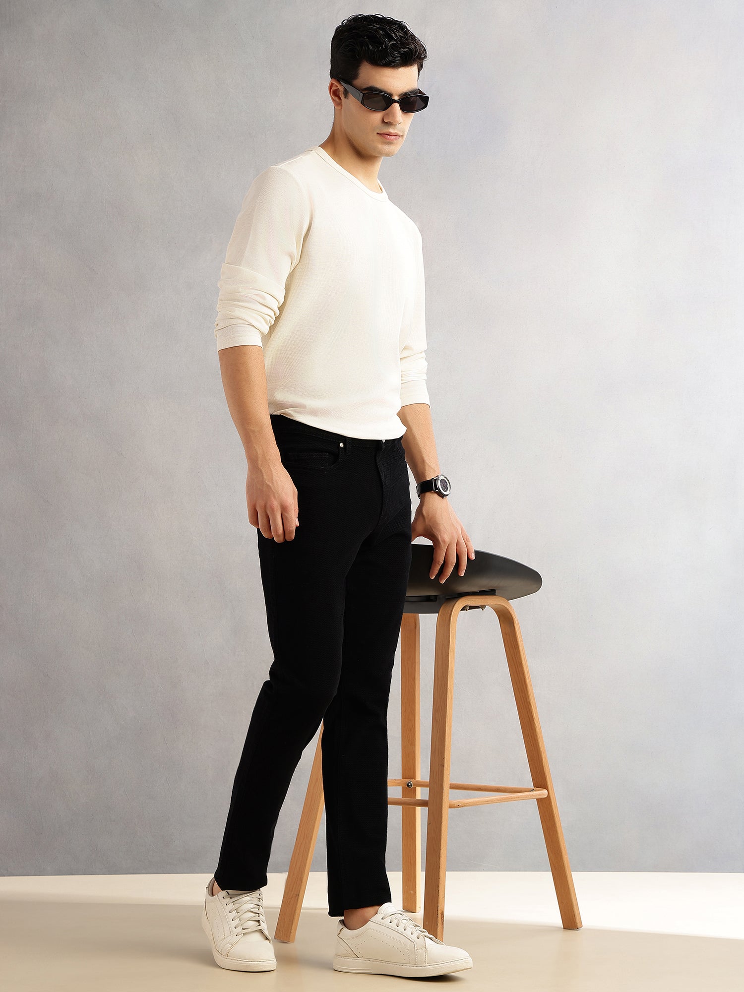 Thomas Scott Men Black Regular Fit Mid-Rise 5 Pockets Gabbar Corduroy Chinos Trouser