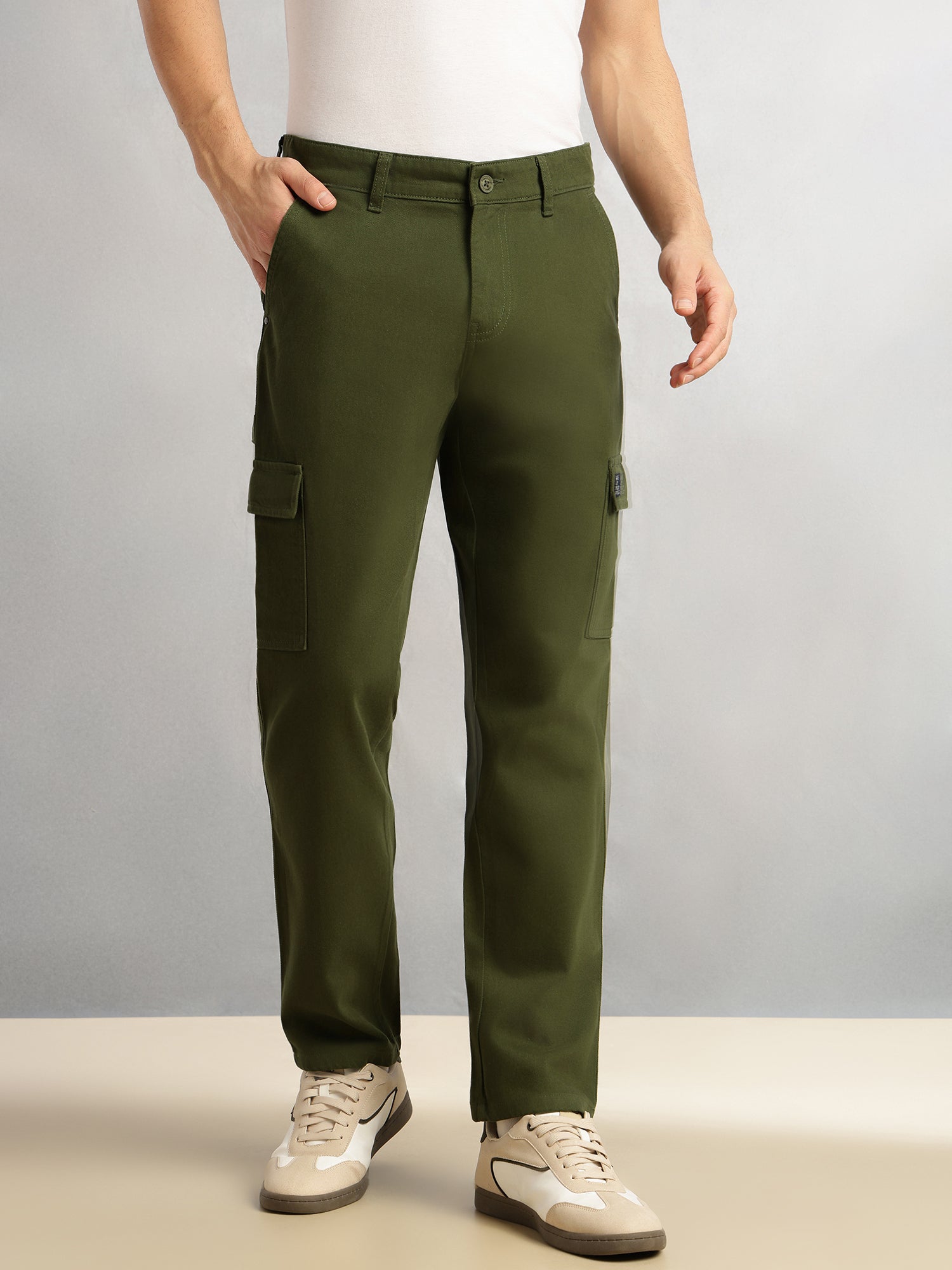 Thomas Scott Men Green Cricket Club Collection Straight Fit Mid-Rise 100% Cotton Woven Cargo Trouser