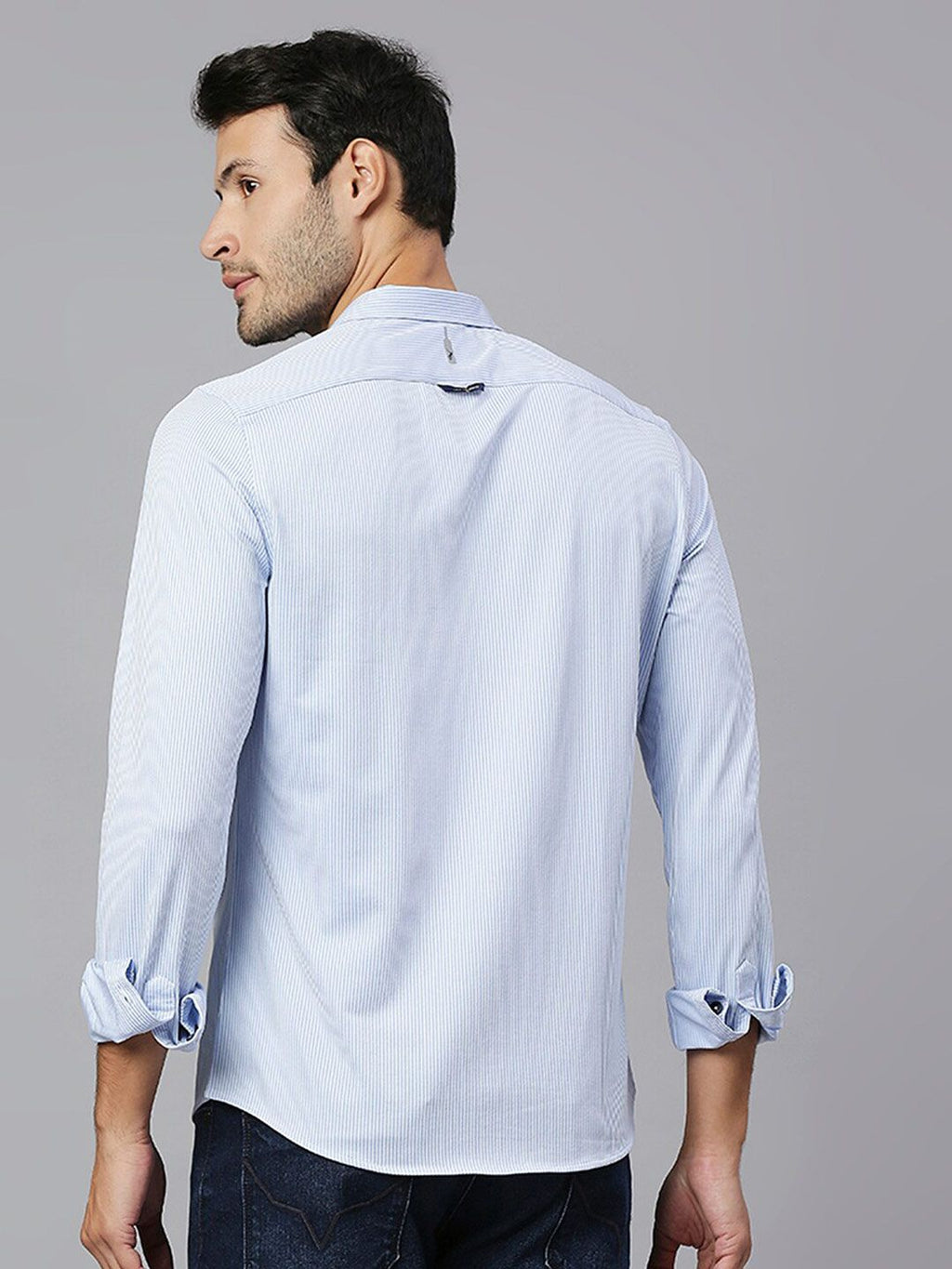 Thomas Scott Men Baby Blue Classic Slim Fit Long Sleeves Spread Collar Pinstripes Knitted Casual Shirt