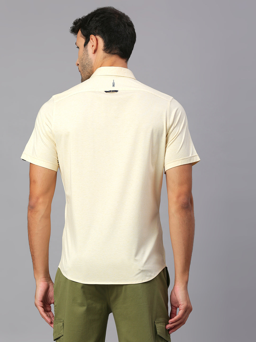 Thomas Scott Men Lemon Classic Slim Fit Short Sleeves Cutaway Collar Solid 4 Way Stretch Knitted Casual Shirt