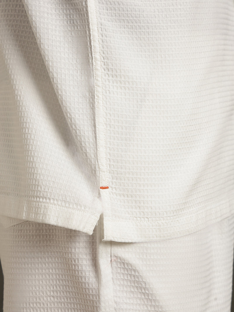 Thomas Scott Men White Cricket Club Collection Oversized Fit Short Sleeves Textured Cotton Casual Shirt