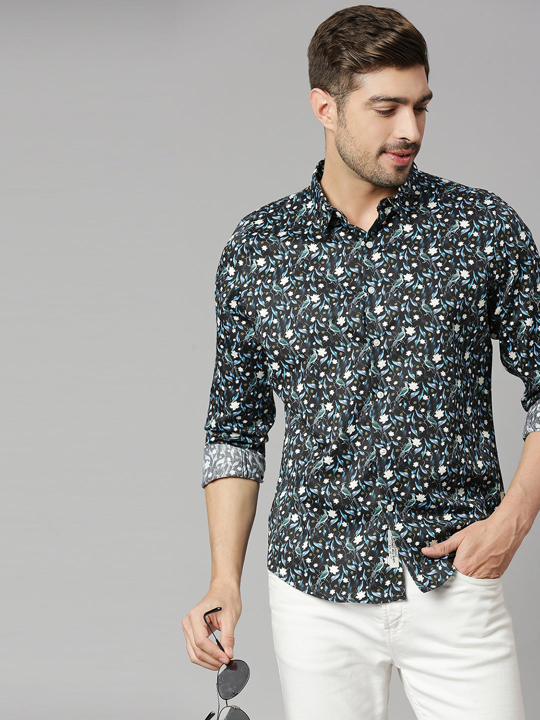 Thomas Scott Men Zed  Black Classic Slim Fit Long Sleeves Spread Collar Floral Printed Cotton Casual Shirt