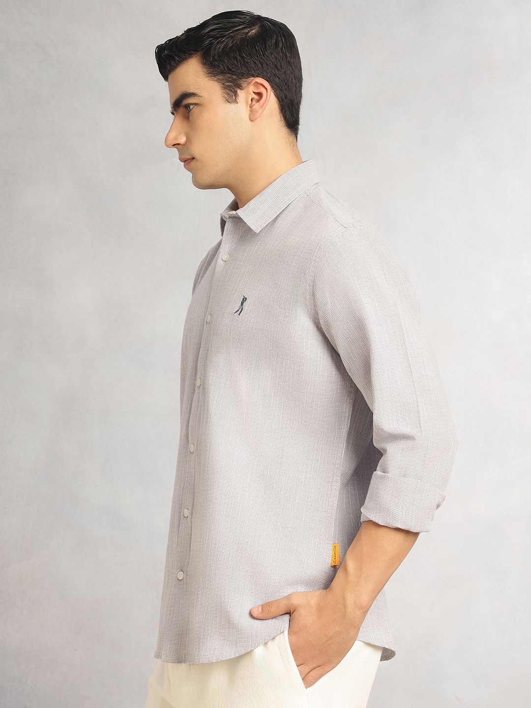 Grey Cricket Club Collection Slim Fit Long Sleeves Spread Collar Pinstripes Cotton Linen Casual Shirt For Men