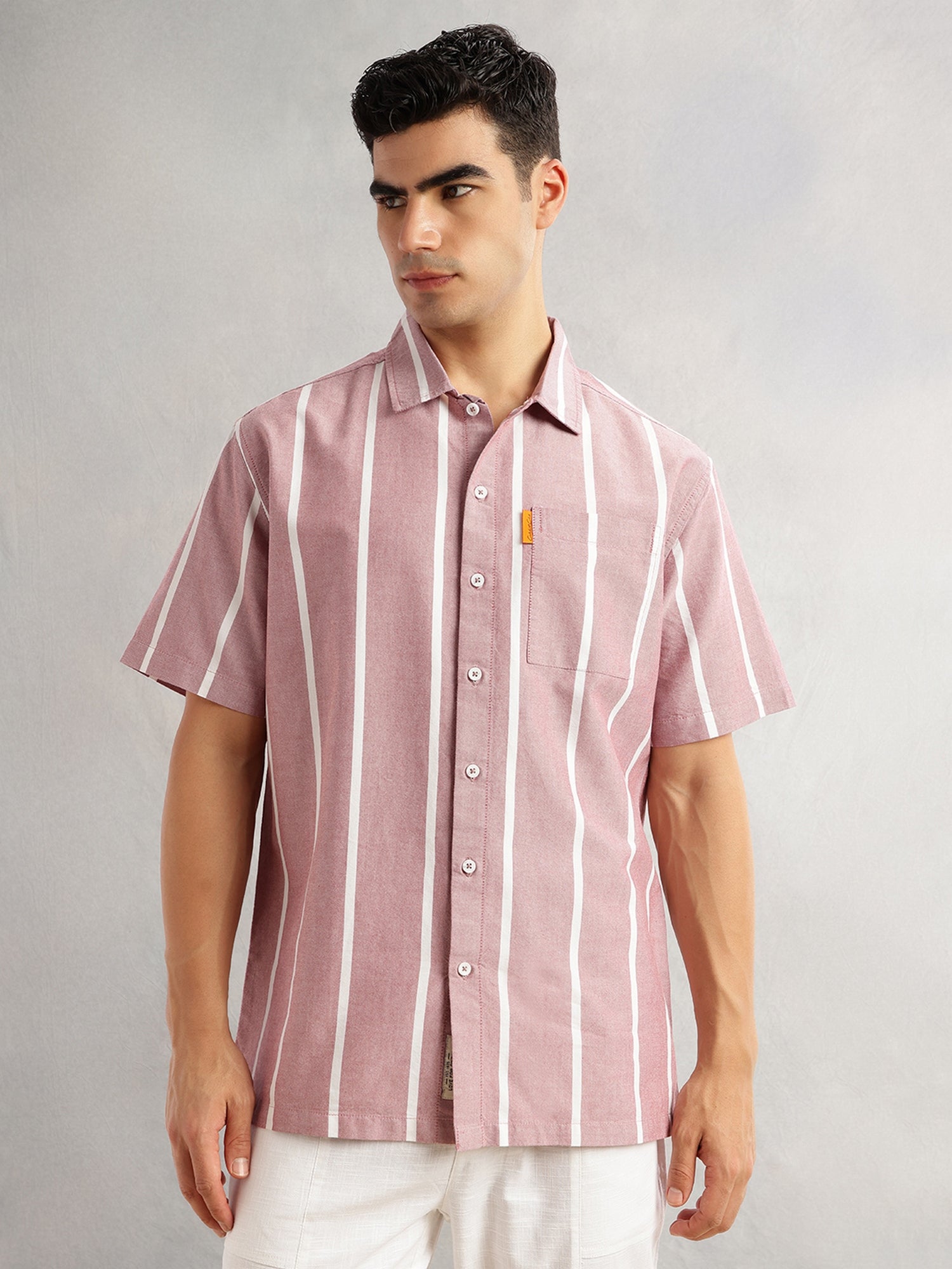 Thomas Scott Men Red Oversized Fit Short Sleeves Cuban Collar Vertical Stripes 100% Collar Oxford Casual Shirt