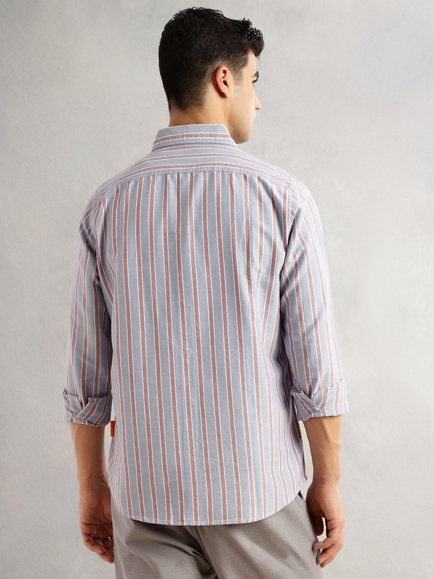 Thomas Scott Men Blue Slim Fit Long Sleeves Vertical Stripes Spread Collar 100% Cotton Oxford Casual Shirt