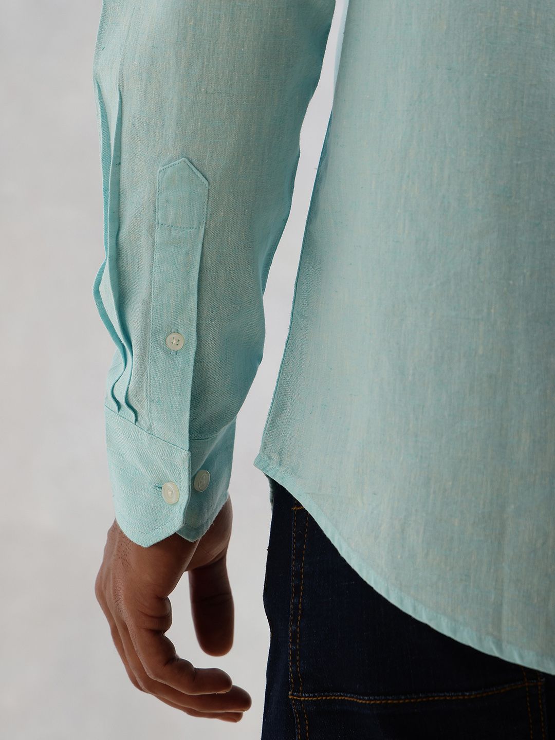 Mint Cricket Club Collection Slim Fit Long Sleeves Spread Collar Solid Cotton Linen Shirt For Men