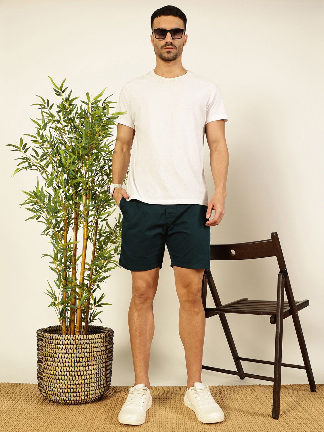 Thomas Scott Men Green Regular Fit Mid-Rise Solid Cotton Shorts