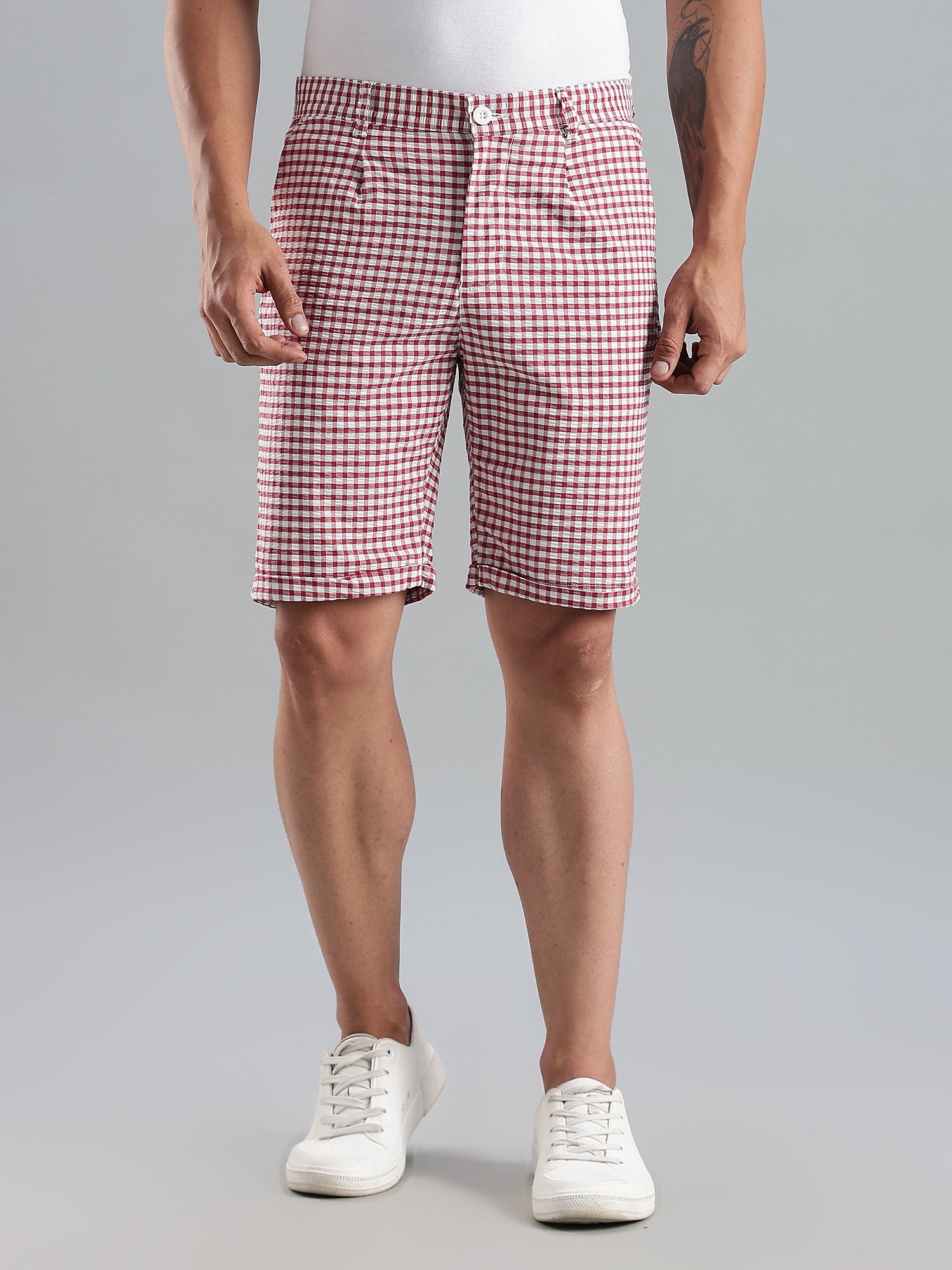Thomas Scott Men Red Mid-Rise Regular Fit Gingham Checks Cotton Shorts
