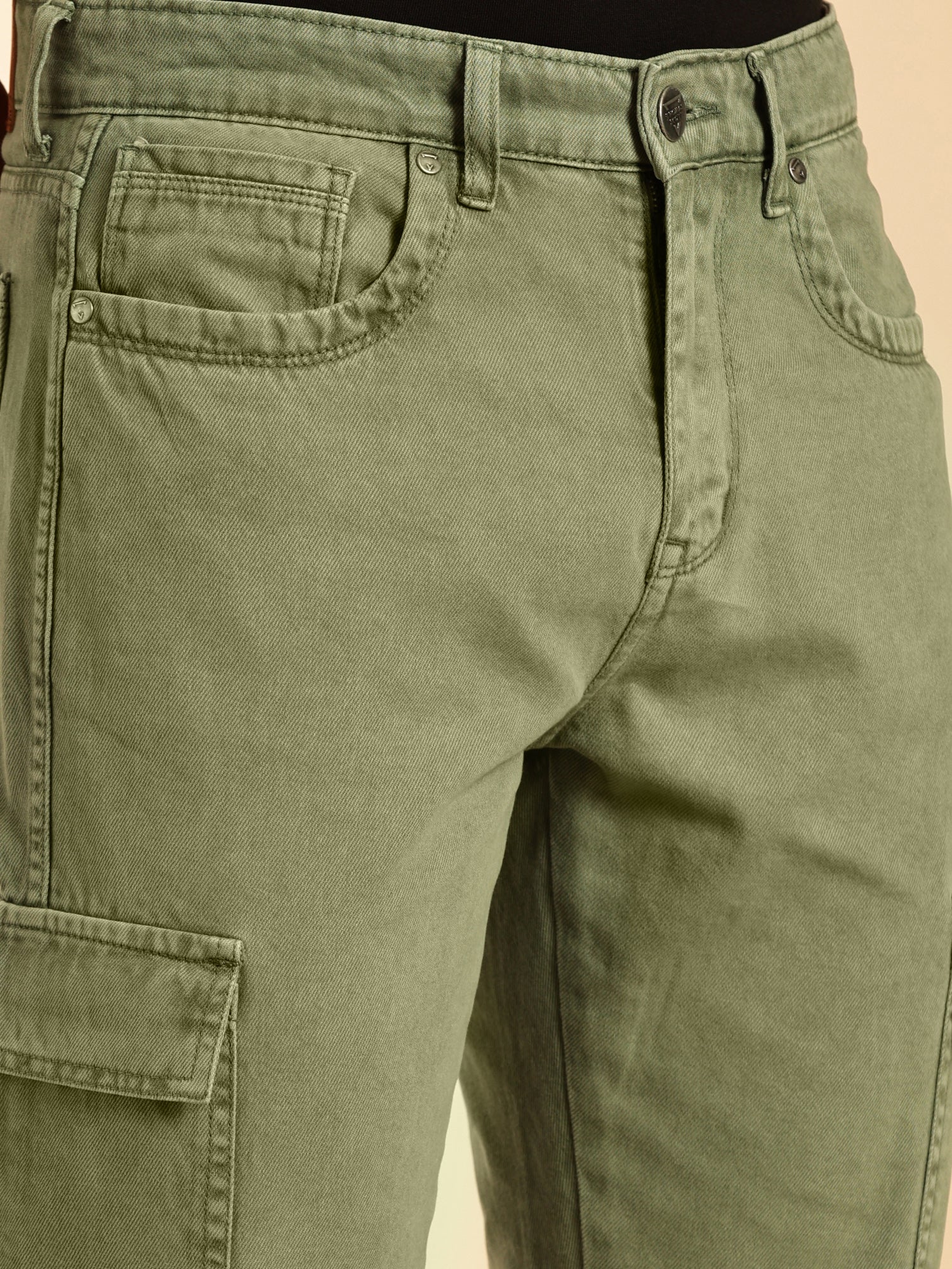 Thomas Scott Men Light Olive Loose Fit Mid-Rise Non Stretchable Cargo Jeans