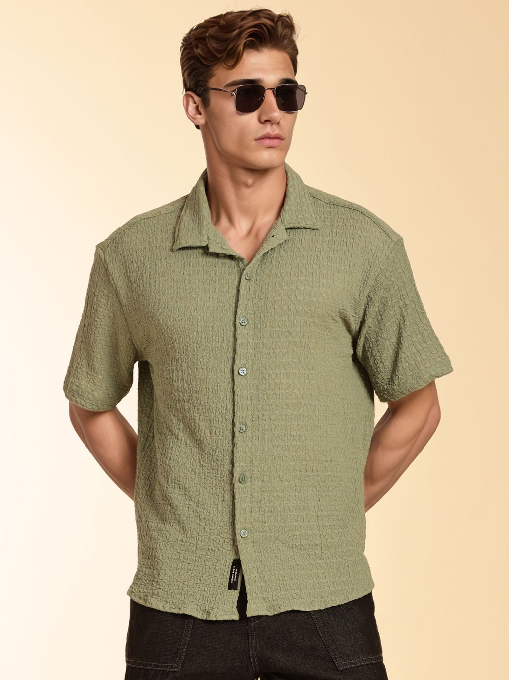 Thomas Scott Men Green Regular Fit Short Sleeves Cuban Collar Seersucker Shirt