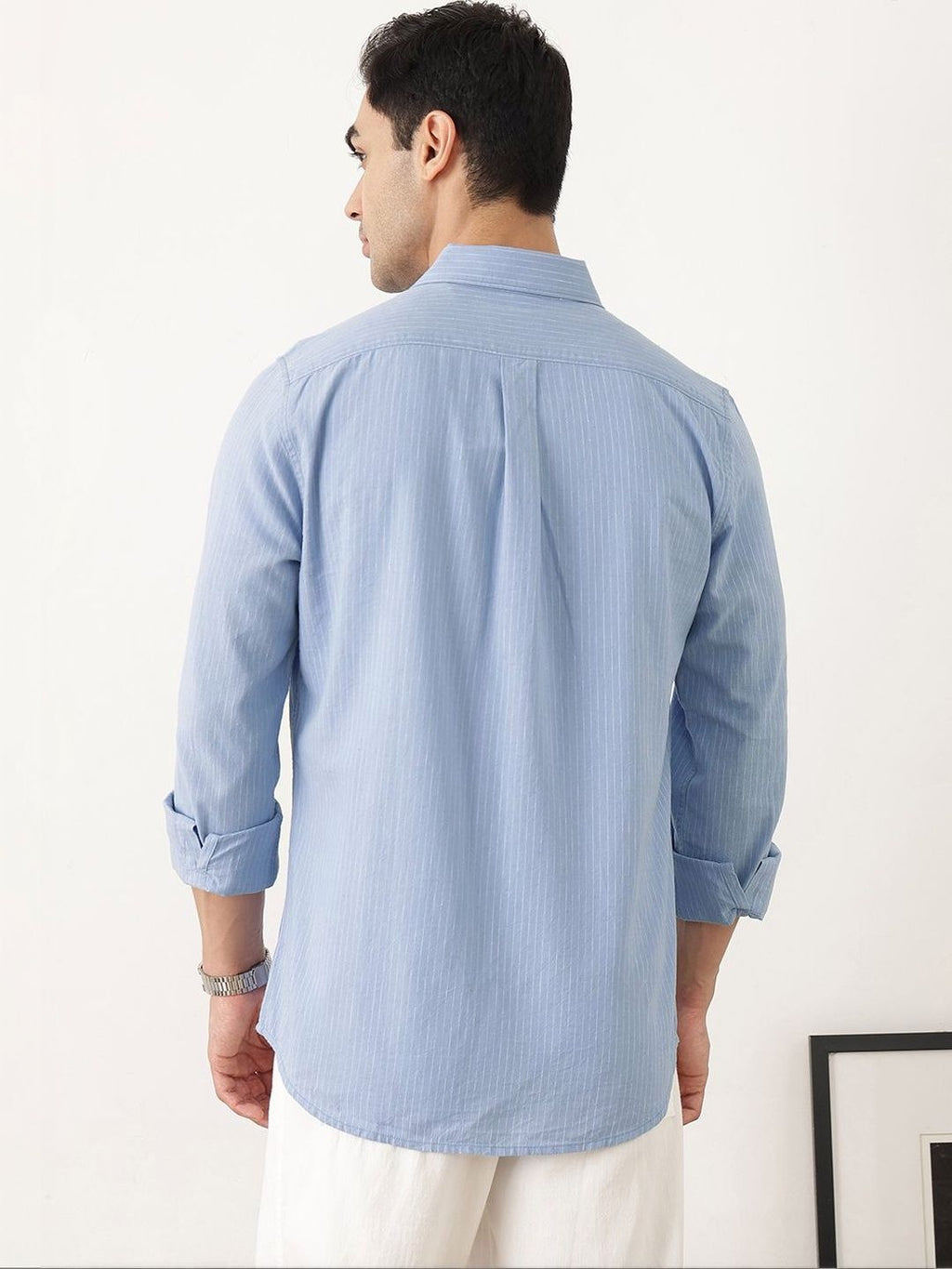 Blue Premium Slim Fit Long Sleeves Spread Collar Pinstripes Cotton Linen Casual Shirt For Men