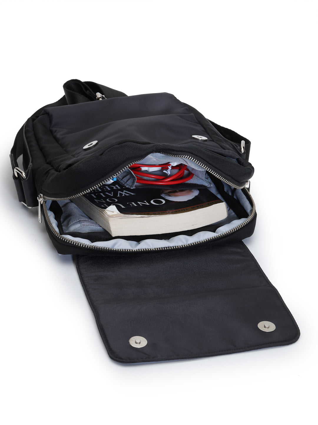 Thomas Scott Men Zippered Messenger Bag