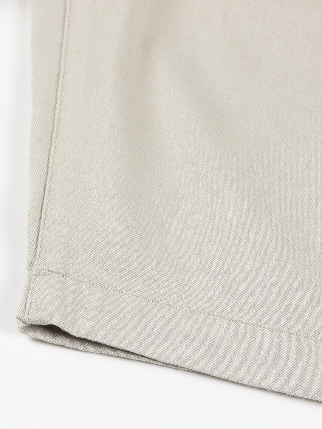 Thomas Scott Men Mid-Rise Chino Shorts
