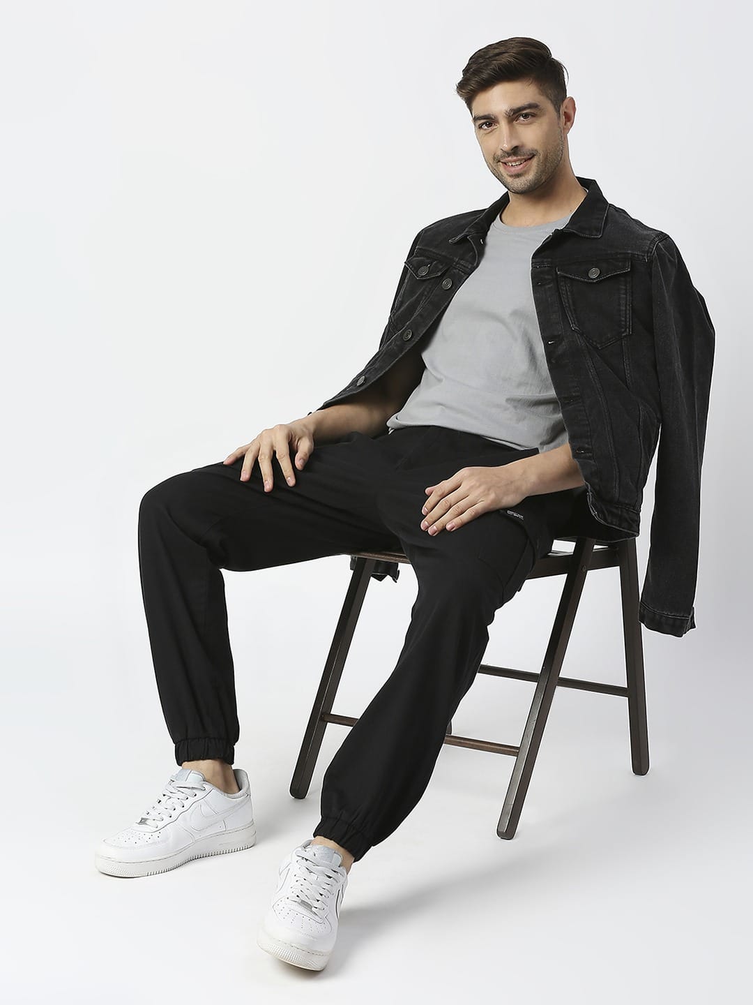 Thomas Scott Men Comfort Mid-Rise Easy Wash Cargo Trousers