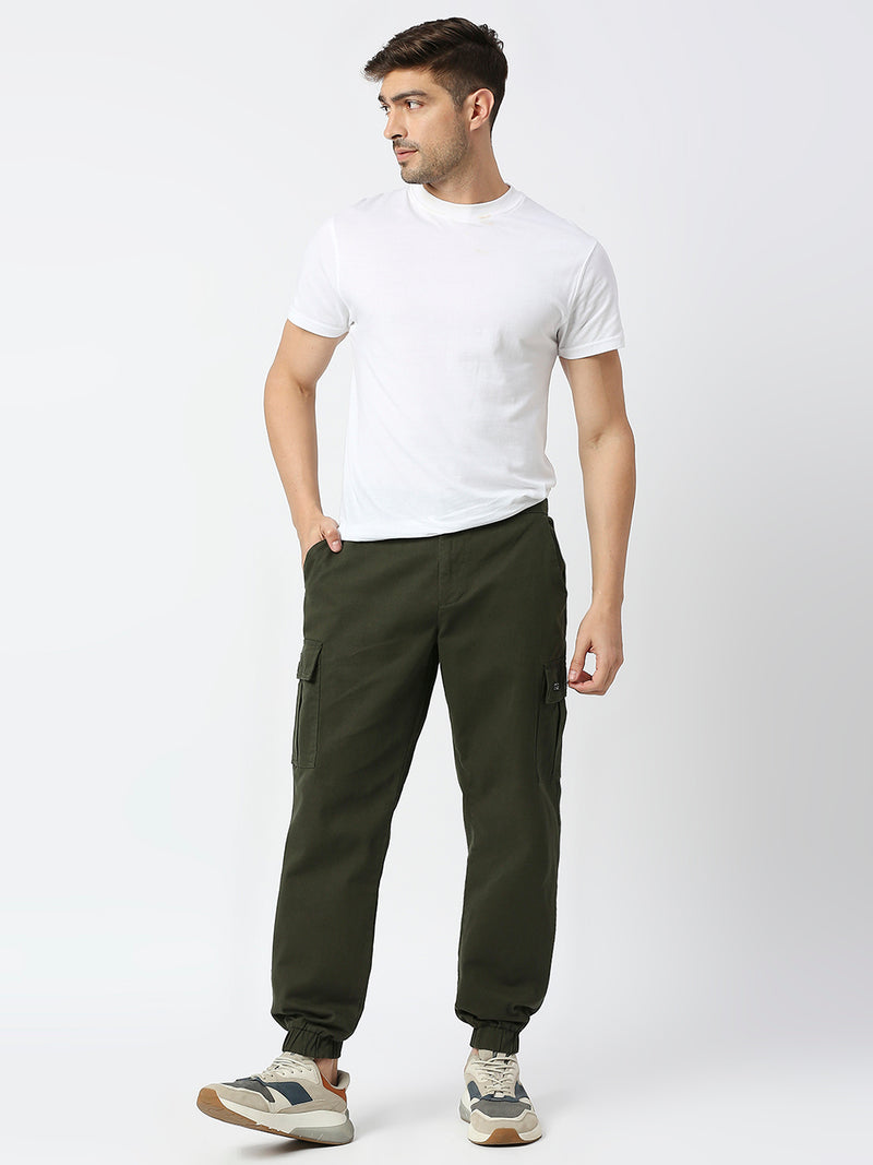 Thomas Scott Men Comfort Mid-Rise Easy Wash Cargo Trousers