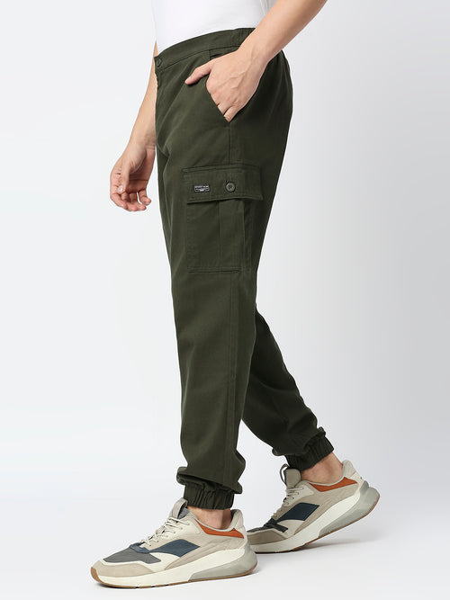 Thomas Scott Men Comfort Mid-Rise Easy Wash Cargo Trousers