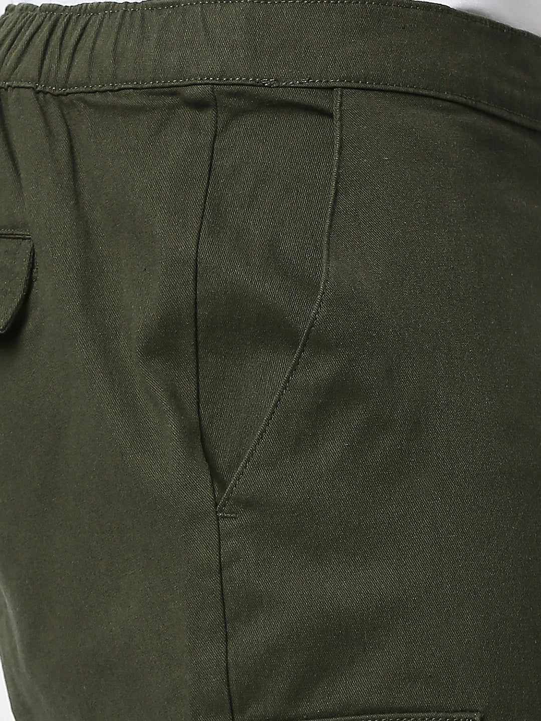 Thomas Scott Men Comfort Mid-Rise Easy Wash Cargo Trousers