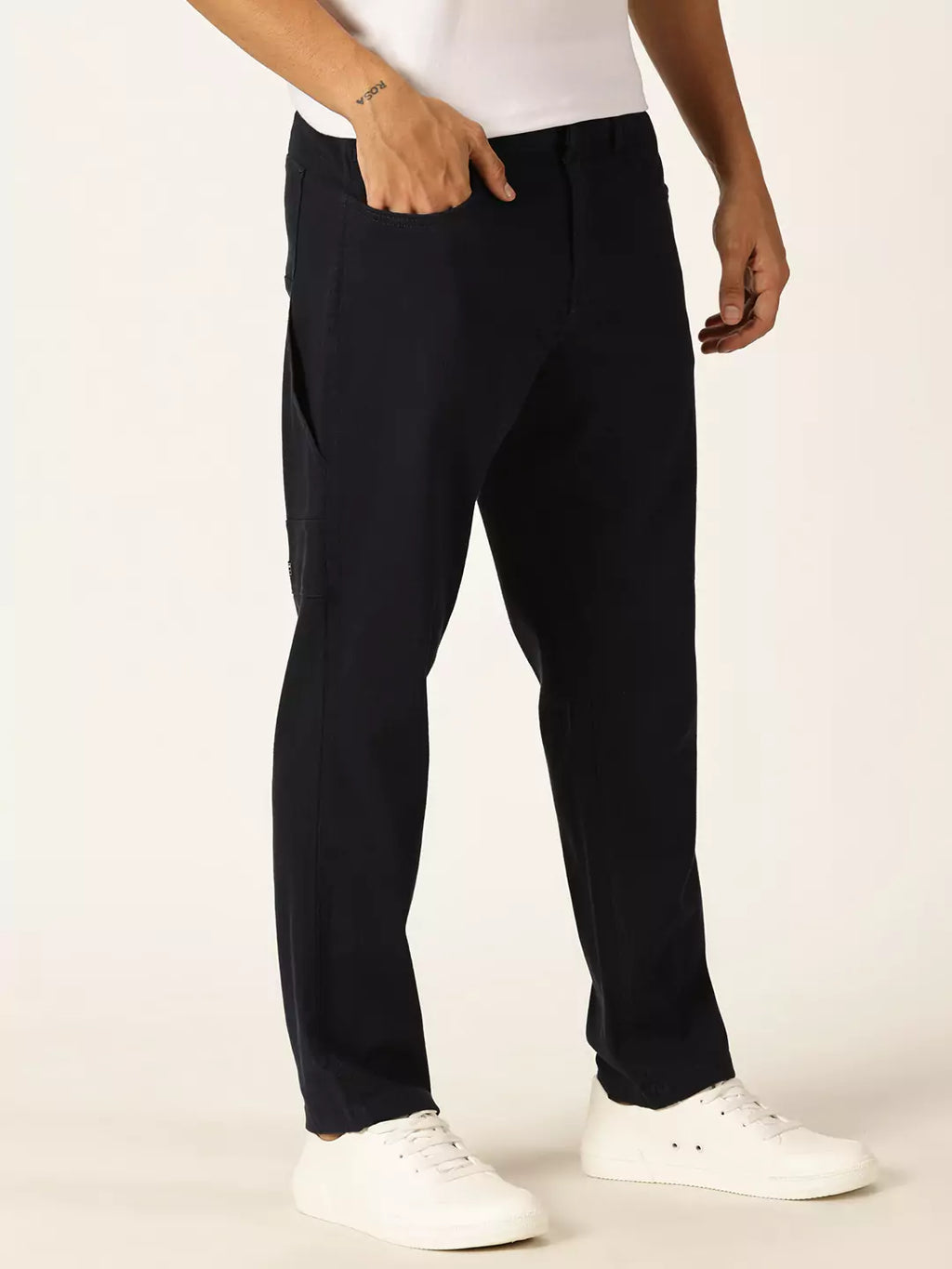 Thomas Scott Men Urban Regular Fit Mid-Rise Easy Wash Linen Chinos Trousers