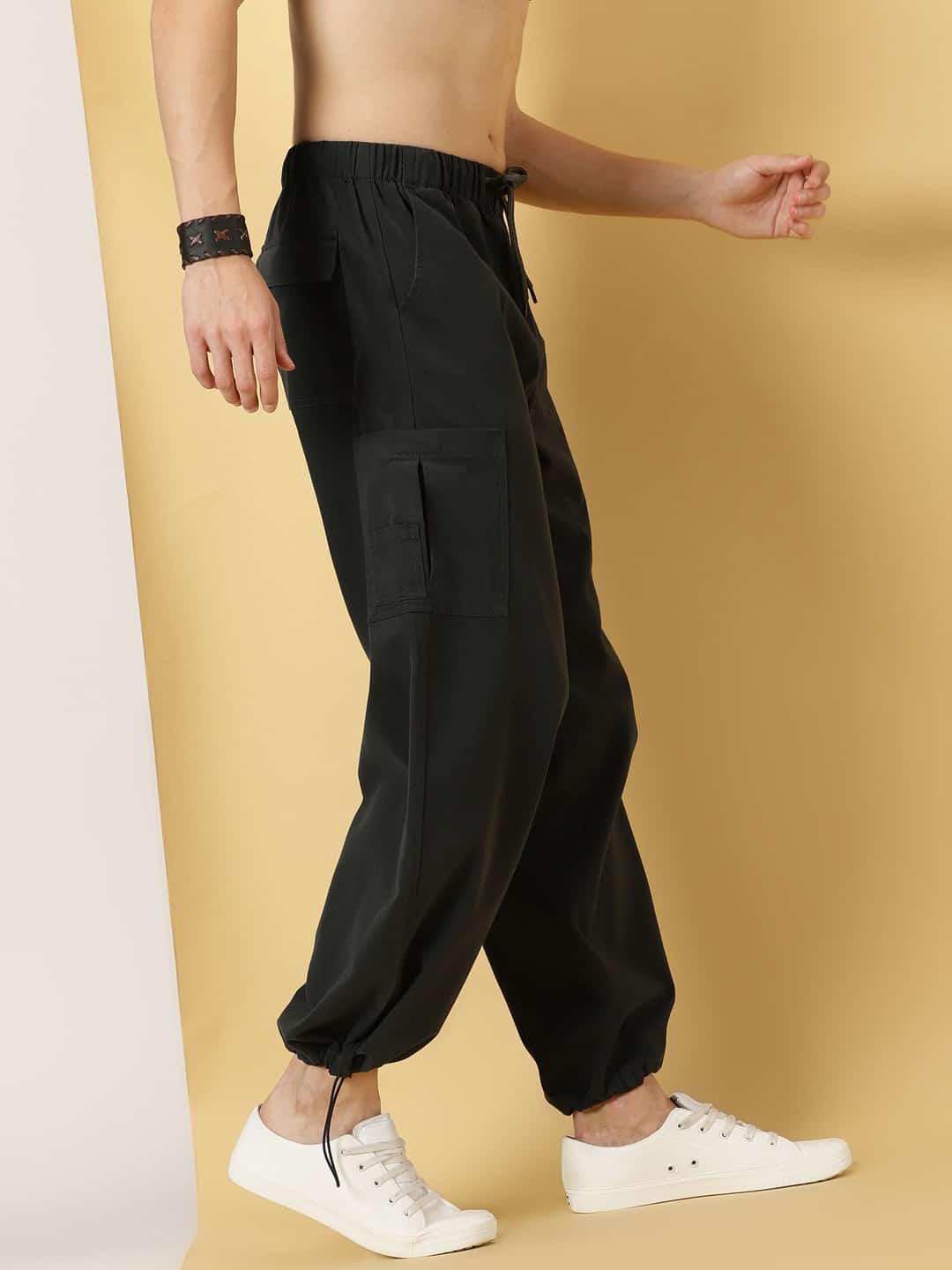 Thomas Scott Men Mid Rise Parachute Fit Pure Cotton Cargo Trousers