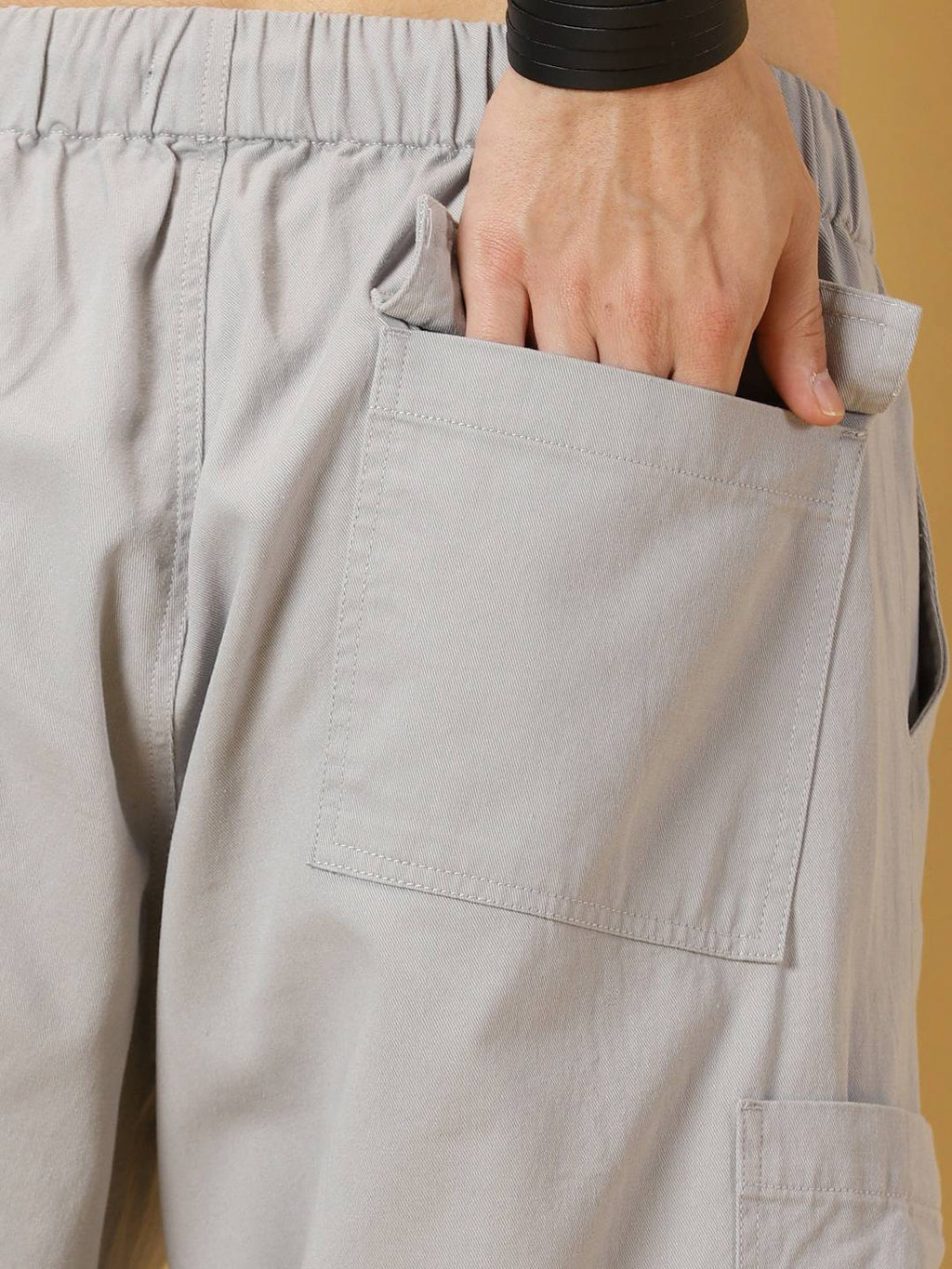 Thomas Scott Men Mid Rise Parachute Fit Pure Cotton Cargo Trousers