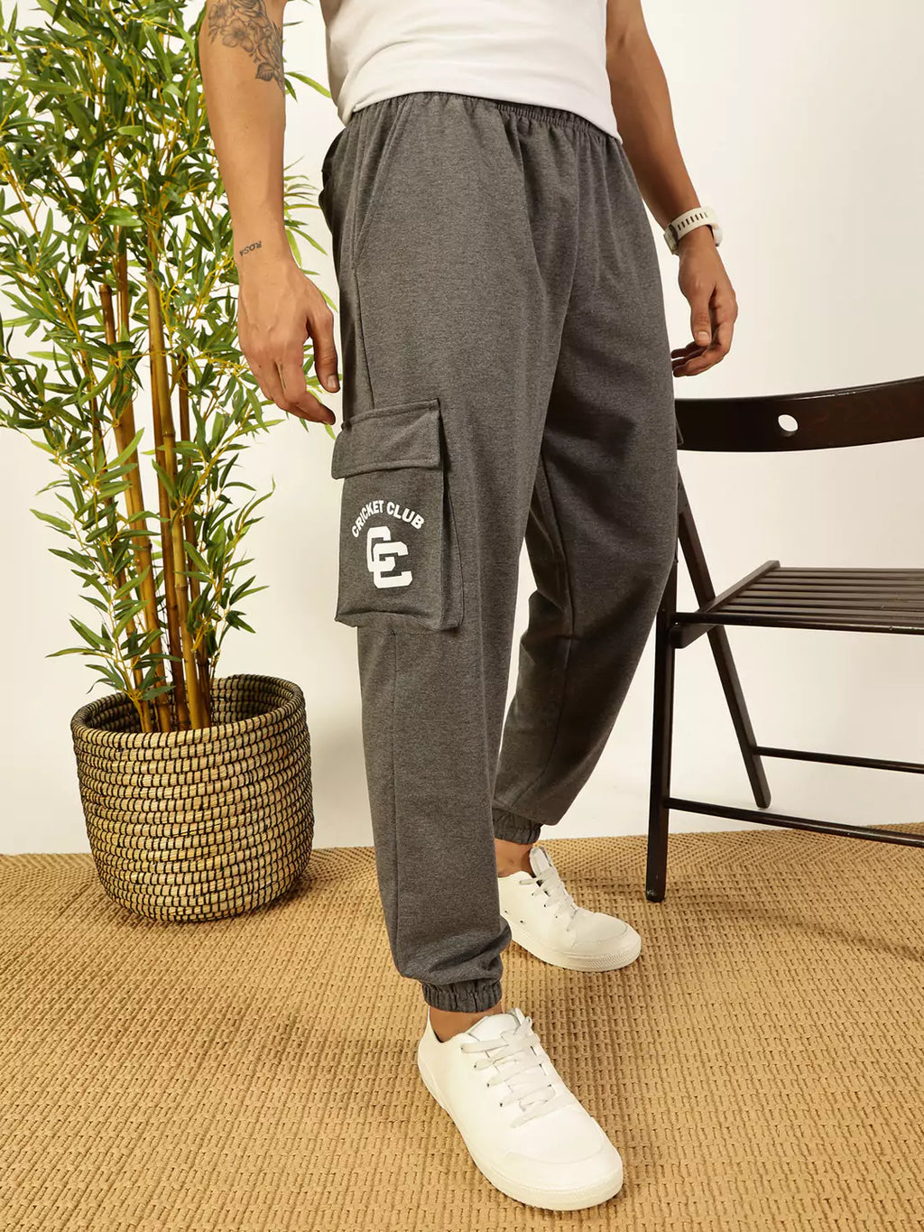 Thomas Scott Men Relaxed Fit Mid Rise Cargo Joggers