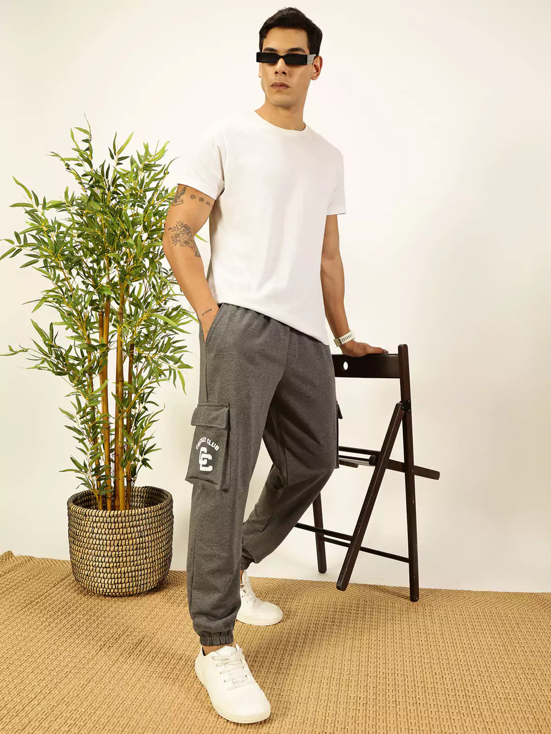 Thomas Scott Men Relaxed Fit Mid Rise Cargo Joggers