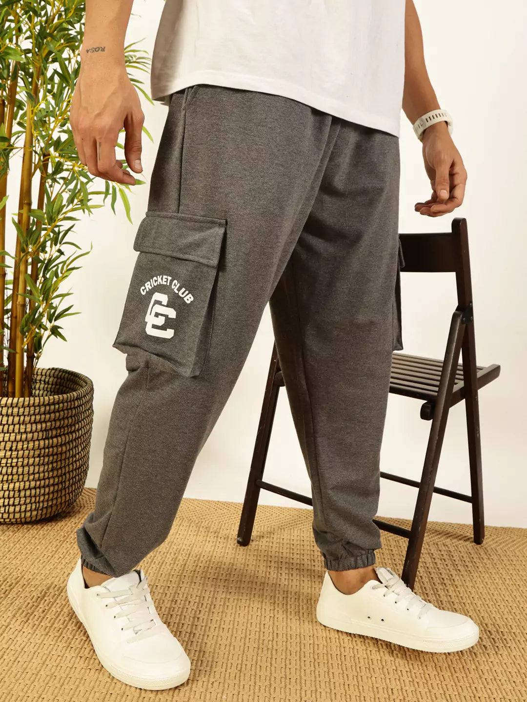 Thomas Scott Men Relaxed Fit Mid Rise Cargo Joggers