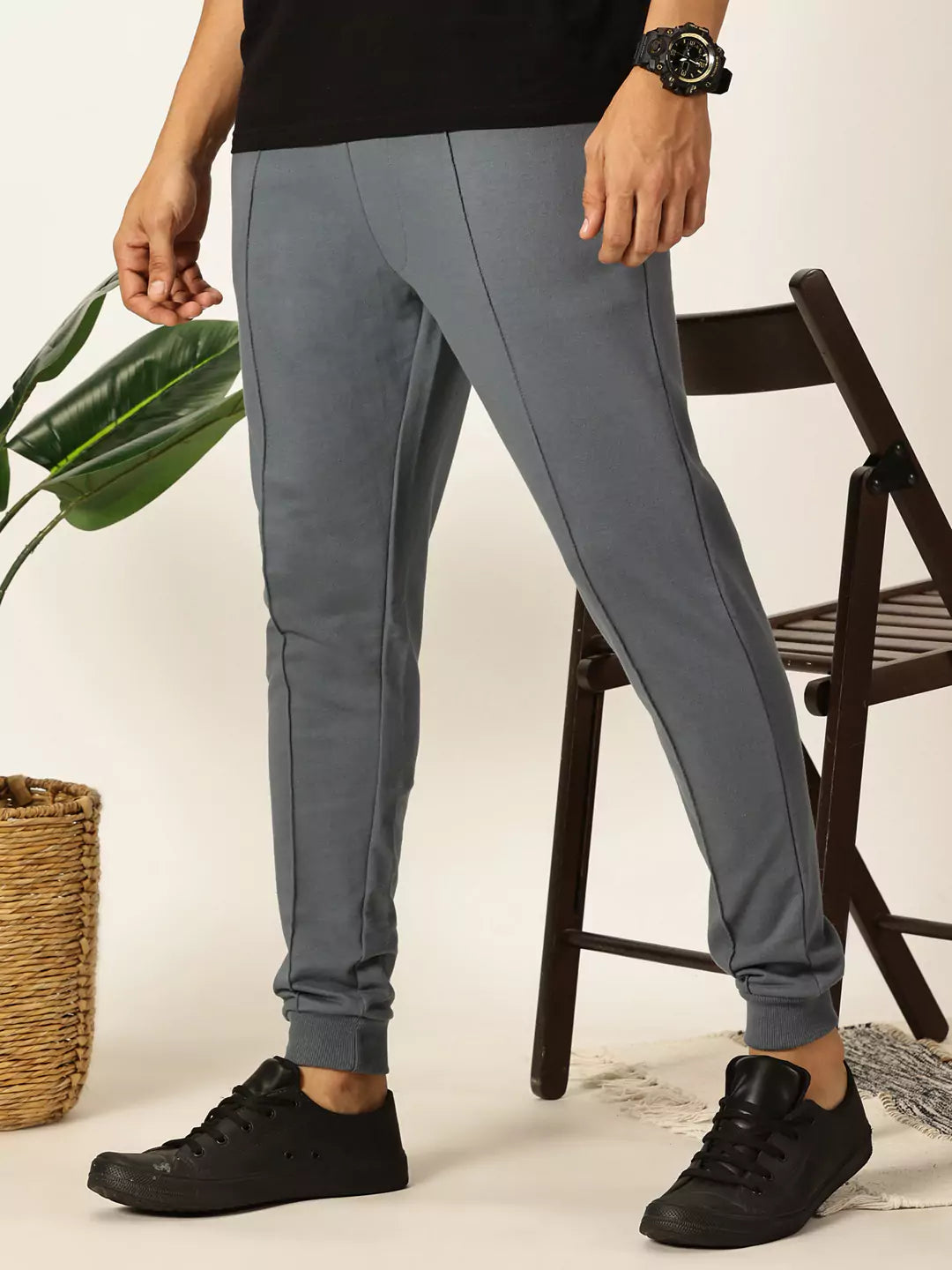 Thomas Scott Men Slim-Fit Mid Rise Joggers