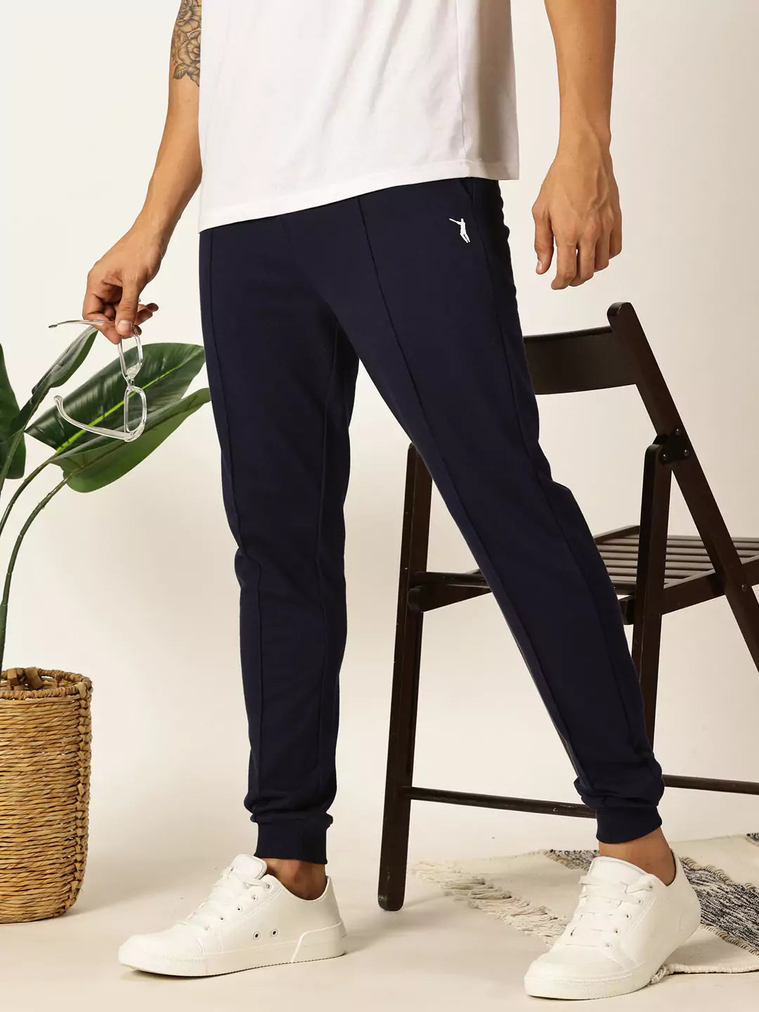 Thomas Scott Men Slim-Fit Mid Rise Joggers