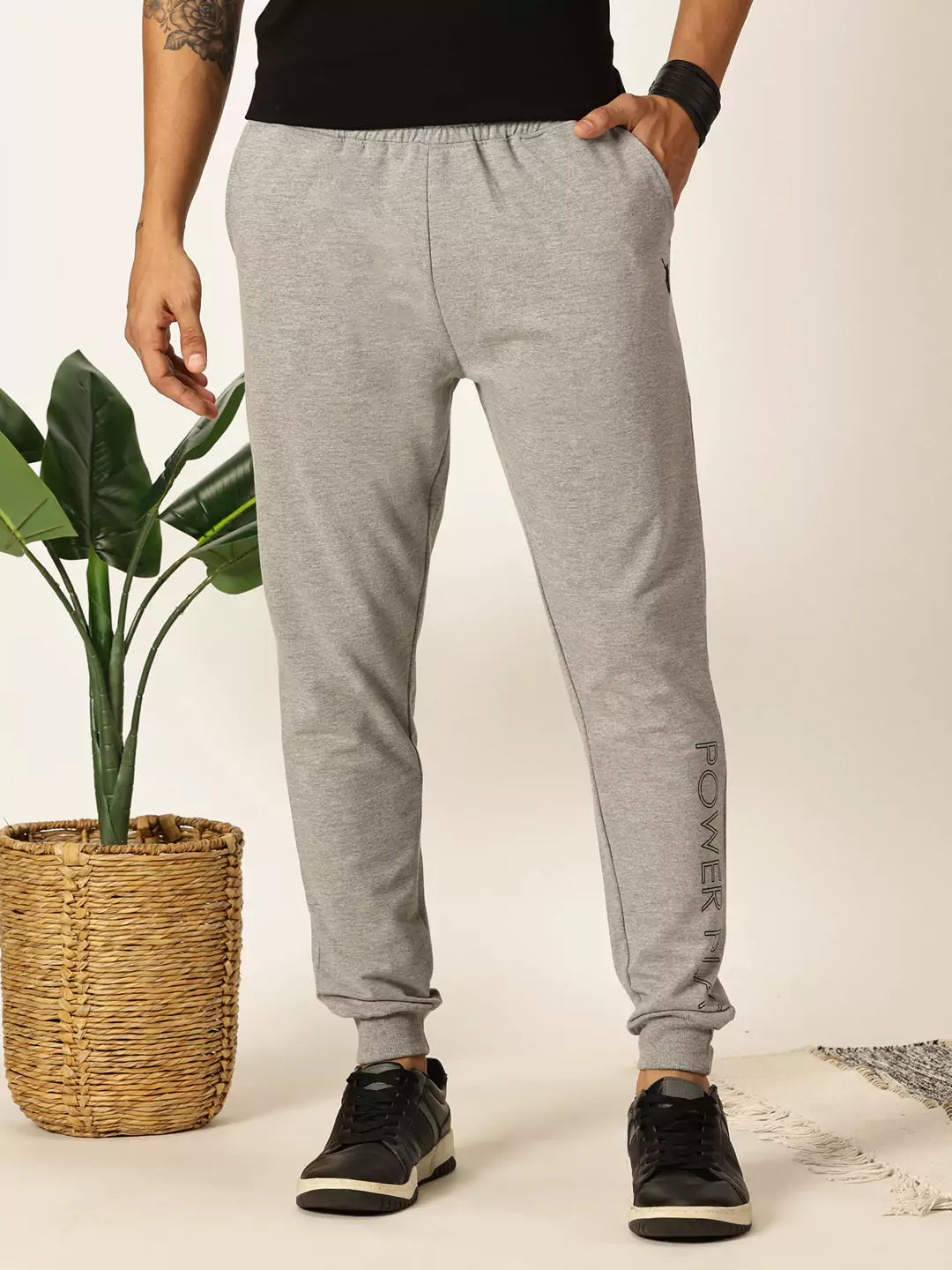 Thomas Scott Men Slim Fit Mid-Rise Joggers