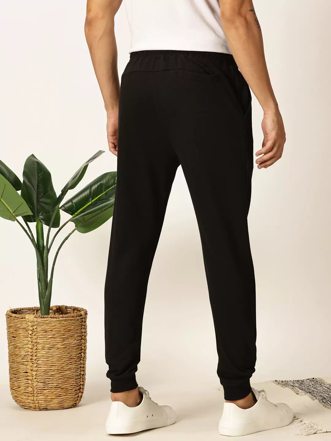 Thomas Scott Men Slim Fit Mid-Rise Joggers