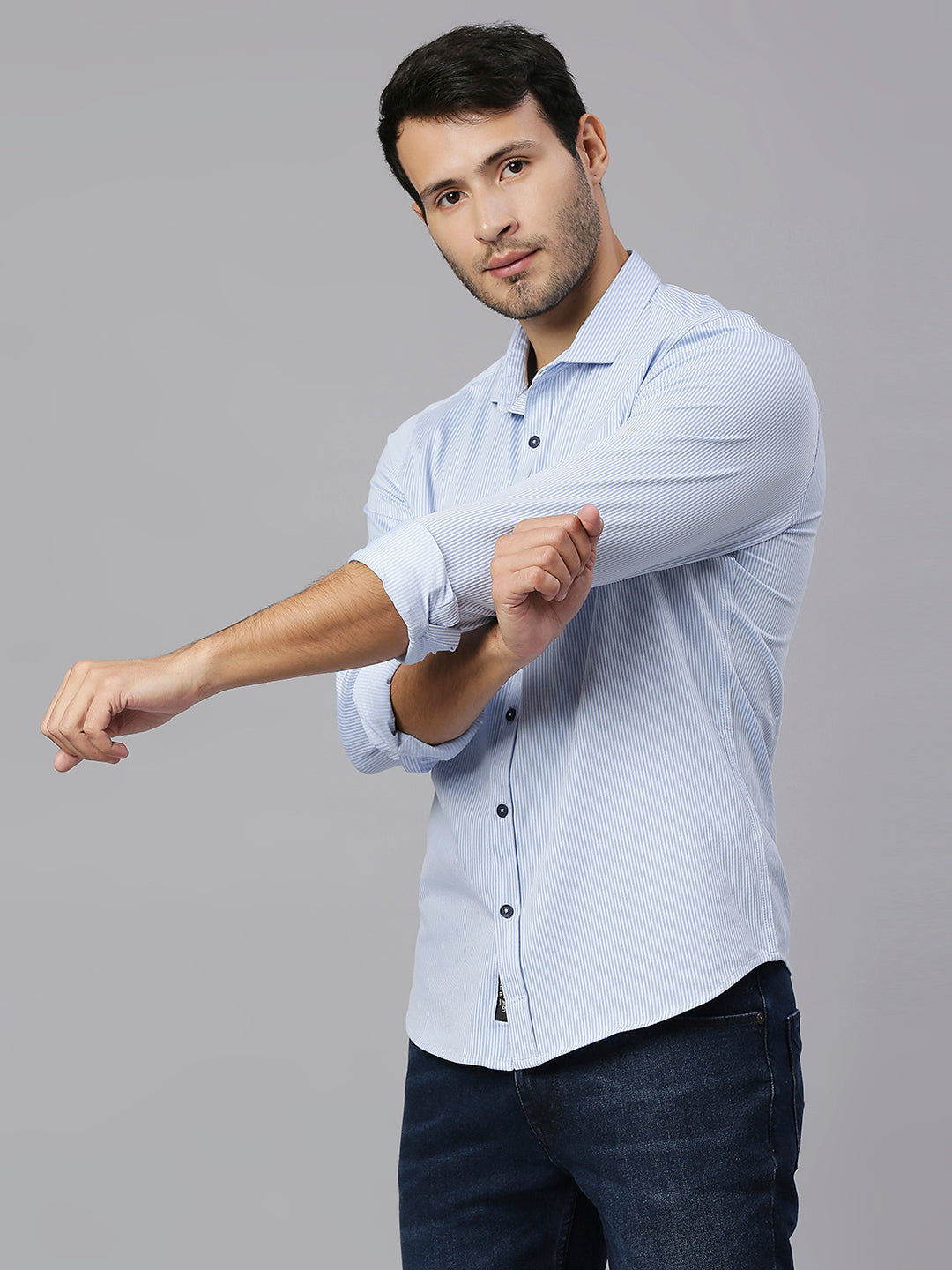 Thomas Scott Men Baby Blue Classic Slim Fit Long Sleeves Spread Collar Pinstripes Knitted Casual Shirt