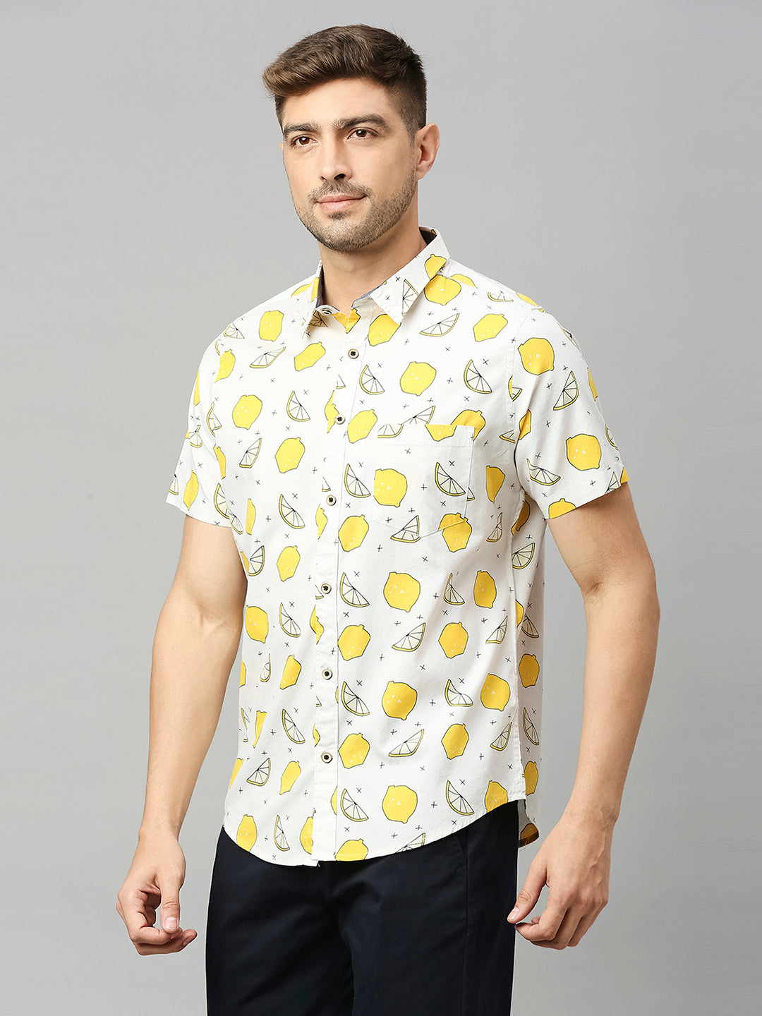 Thomas Scott Men Beige Classic Short Sleeves Slim Fit Spread Collar Conversational Printed Cotton Casual Shirt